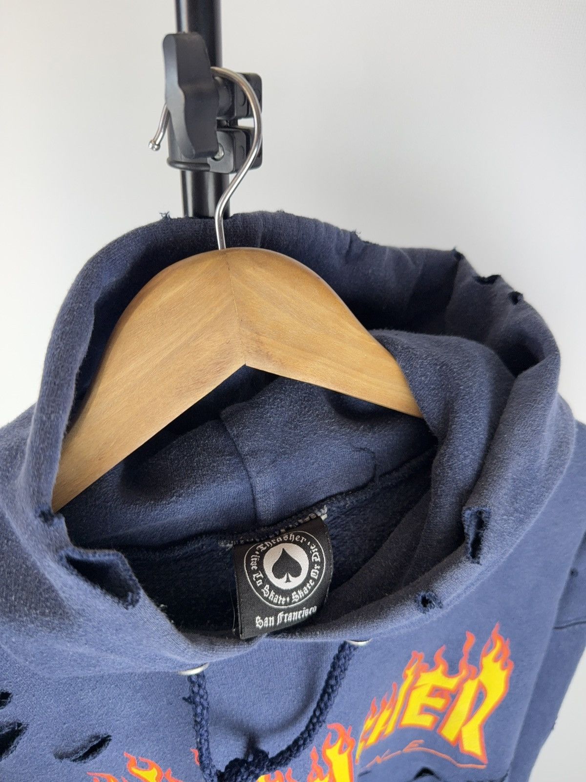 Thrasher Vintage 00s Thresher Distressed Faded Y2K SK8 Hoodie Size US L / EU 52-54 / 3 - 7 Thumbnail