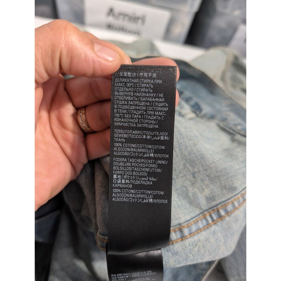 Balenciaga o1rshd1 Jacket Japanese Ring Blue Denim in Blonde Ring Size US L / EU 52-54 / 3 - 19 Thumbnail