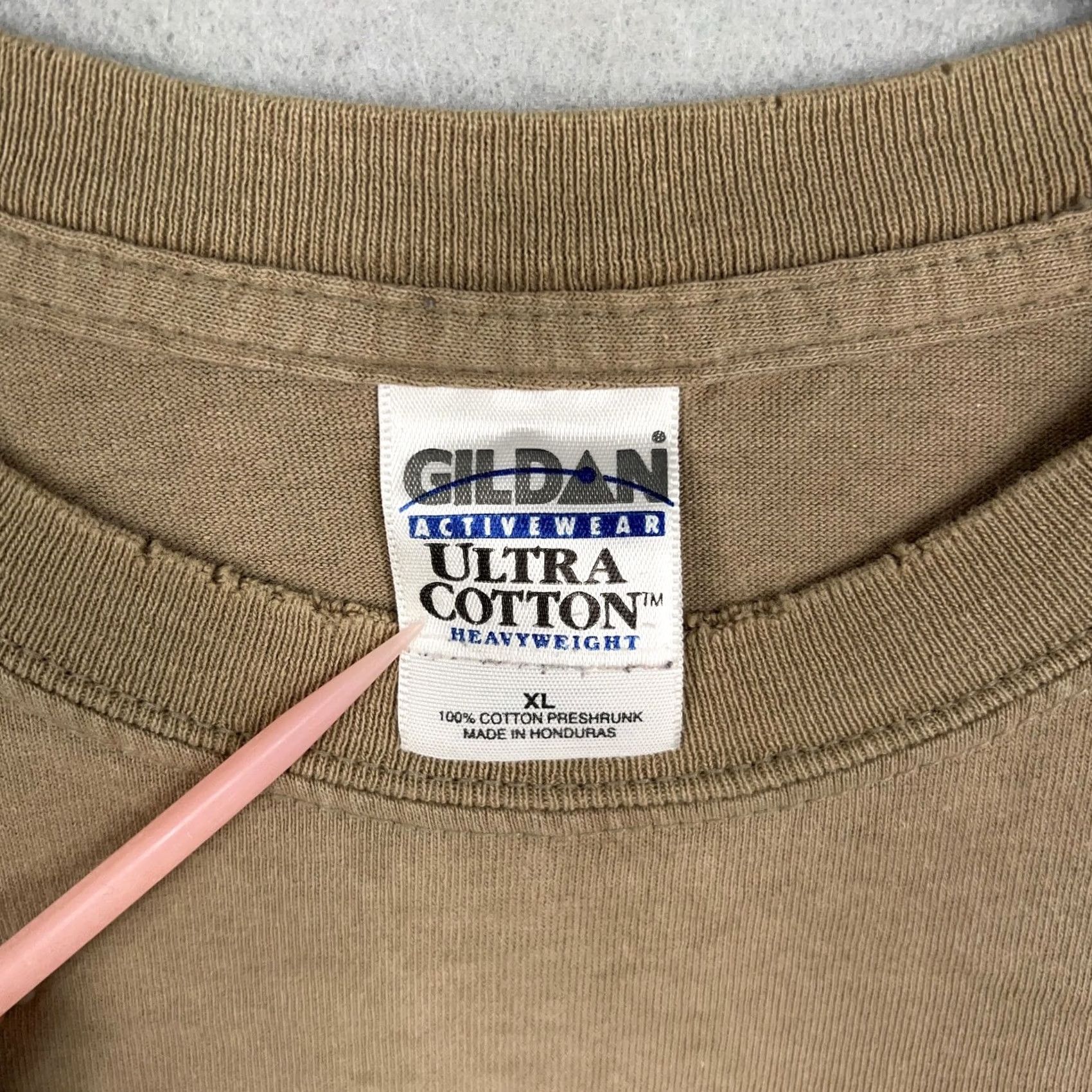 Gildan VINTAGE Danner Shirt Mens XL God Mother Country Graphic Military Boot Americana Beige Size US XL / EU 56 / 4 - 4 Thumbnail