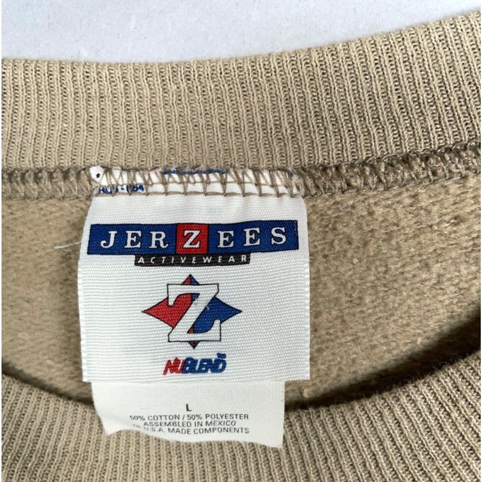 Jerzees VTG Jerzees Up North Woodland Moose Print Sweatshirt Large Beige 50/50 Tag Men's Size US L / EU 52-54 / 3 - 4 Thumbnail