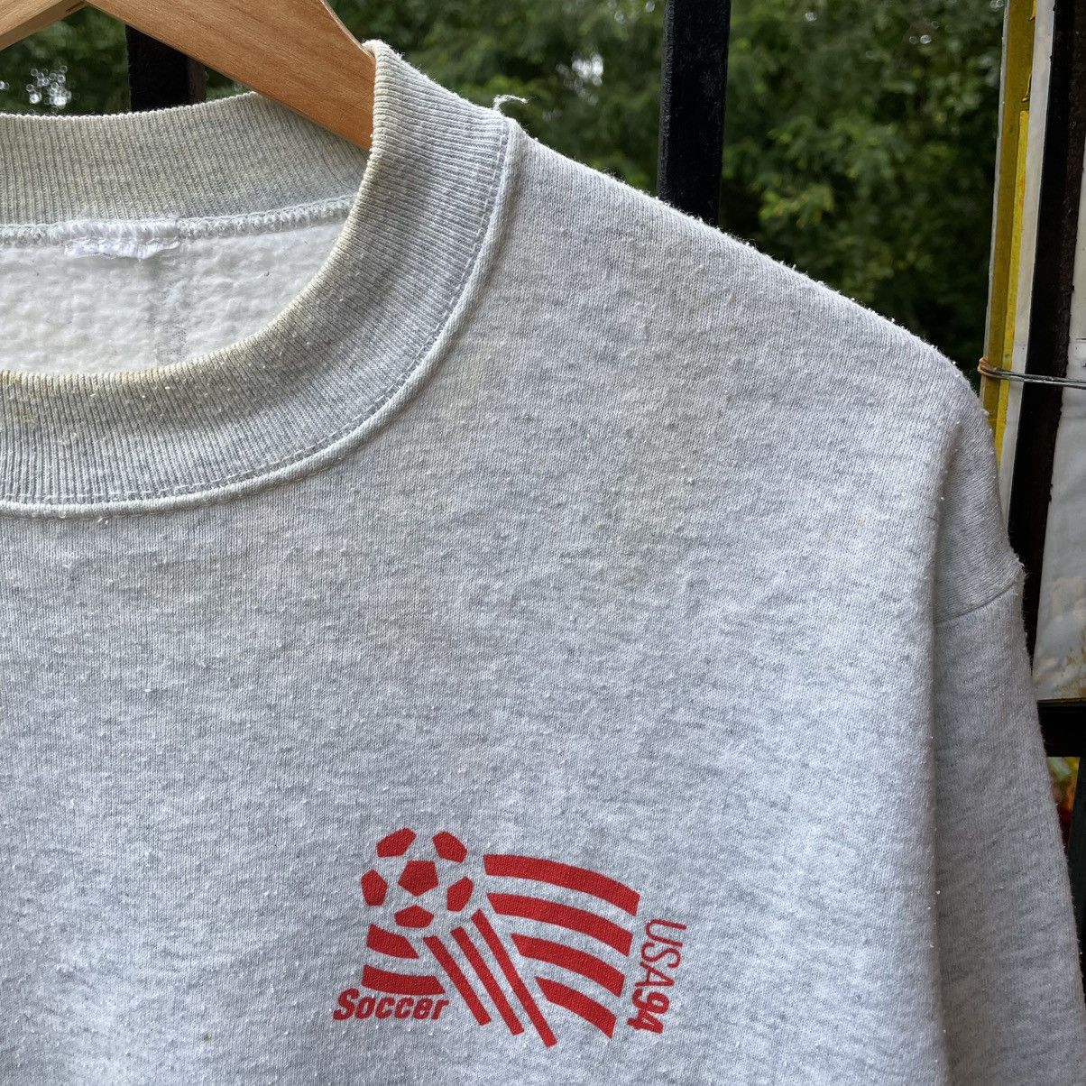 Vintage 🔥Vintage 1994 Fifa World Cup Soccer Mascot Logo Sweatshirts Size US S / EU 44-46 / 1 - 6 Thumbnail