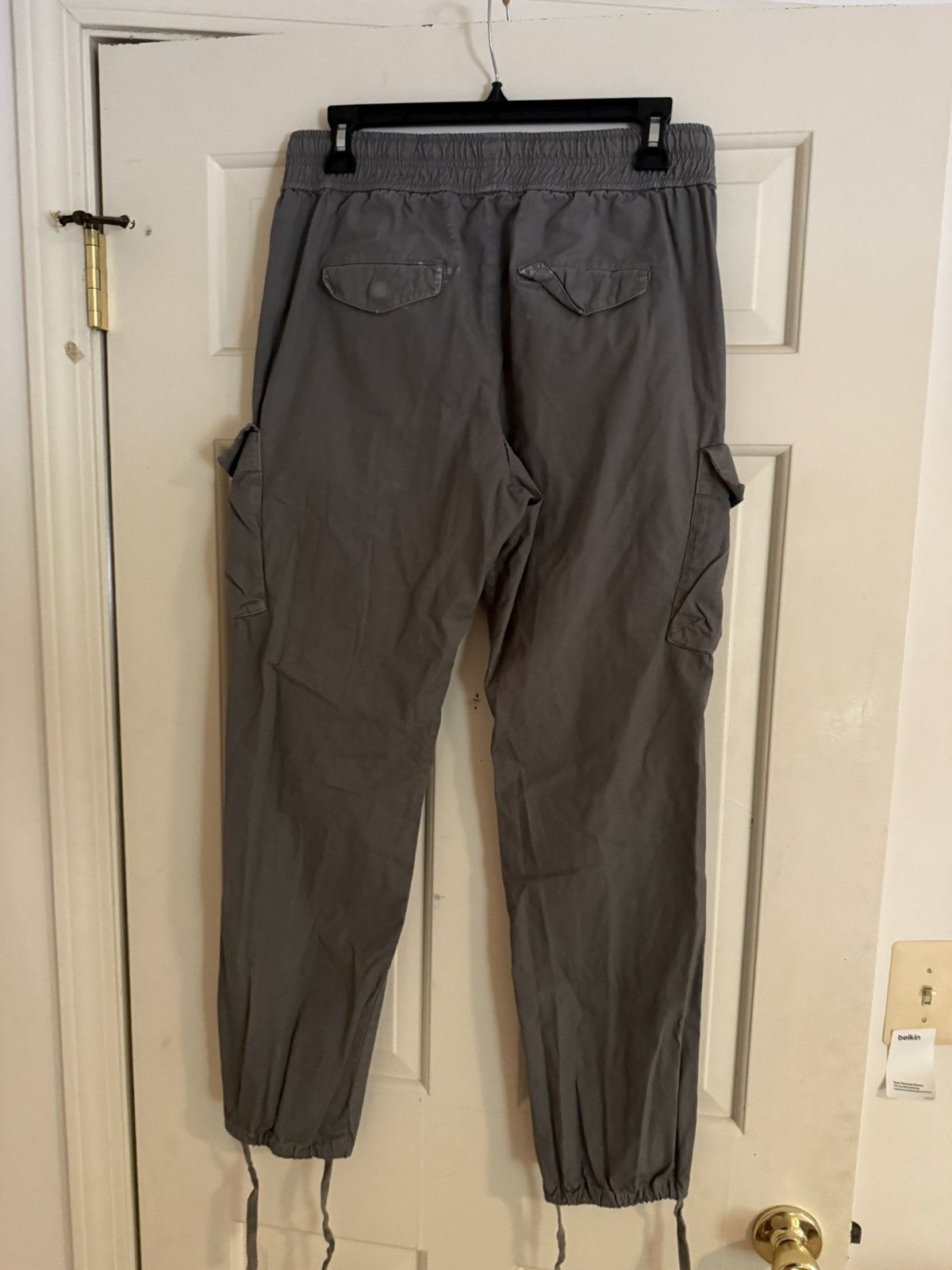 John Elliott JOHN ELLIOTT GREY SATEEN CARGO PANTS SIZE 0 XS Size US 28 / EU 44 - 2 Thumbnail