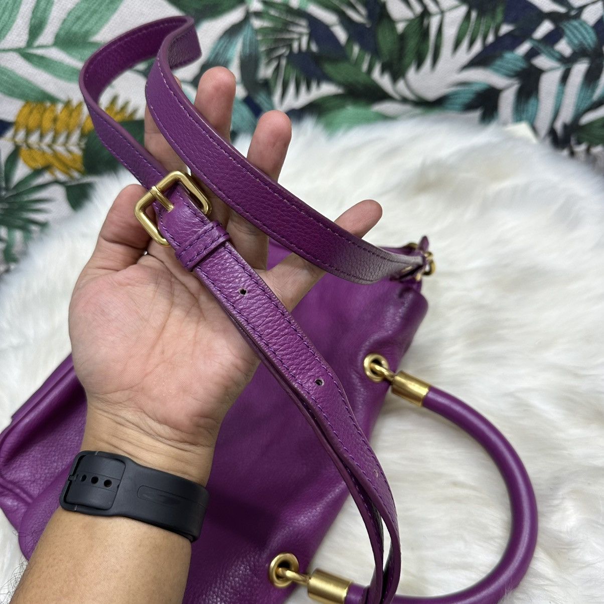 Marc by Marc Jacobs Authentic MARC BY MARC JACOBS Leather Handbag/ Shoulder Bag Size ONE SIZE - 16 Thumbnail