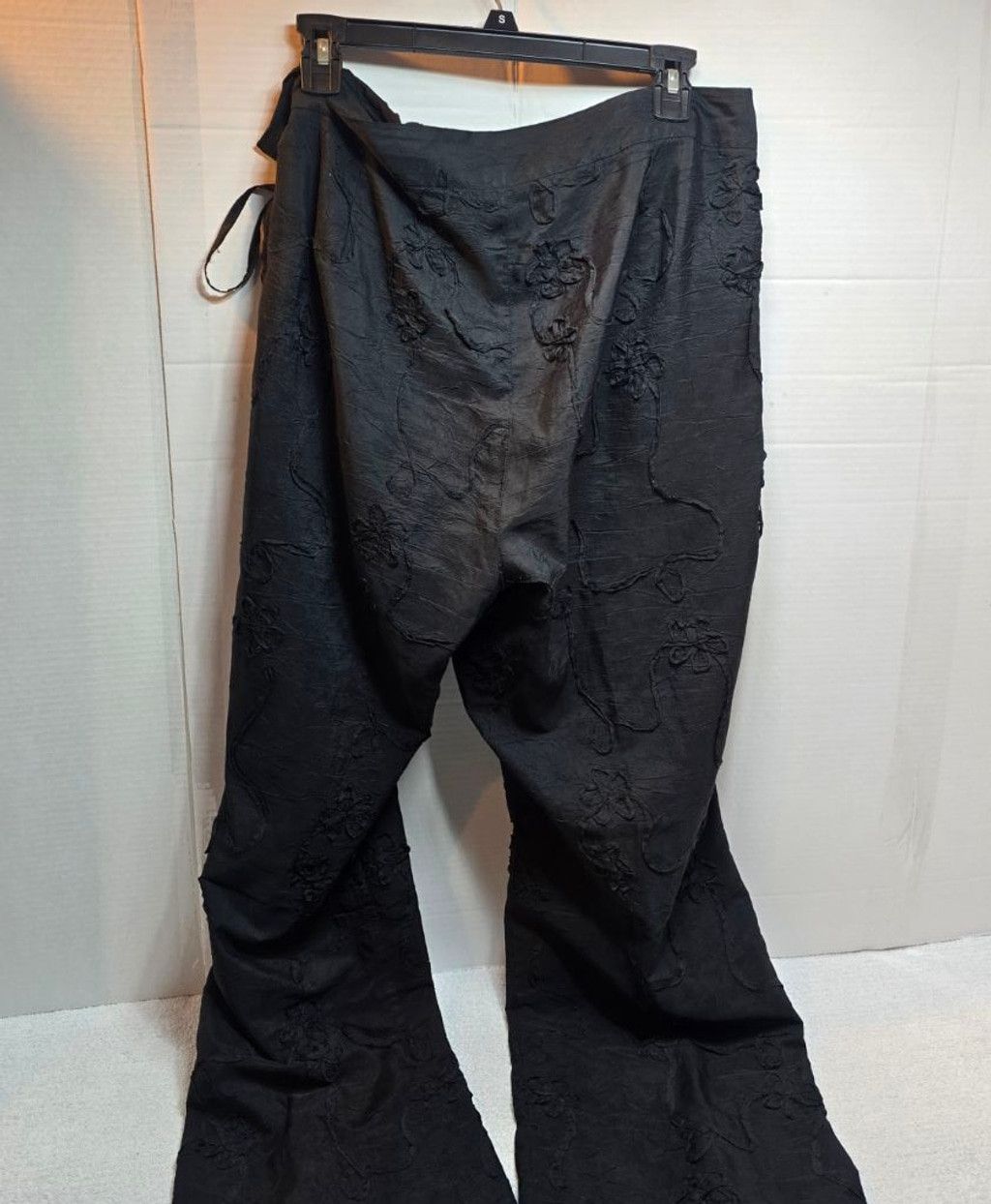 The Unbranded Brand Women's Unbranded Black Wide Leg Pants 2X Size 40" / US 18 - 4 Thumbnail