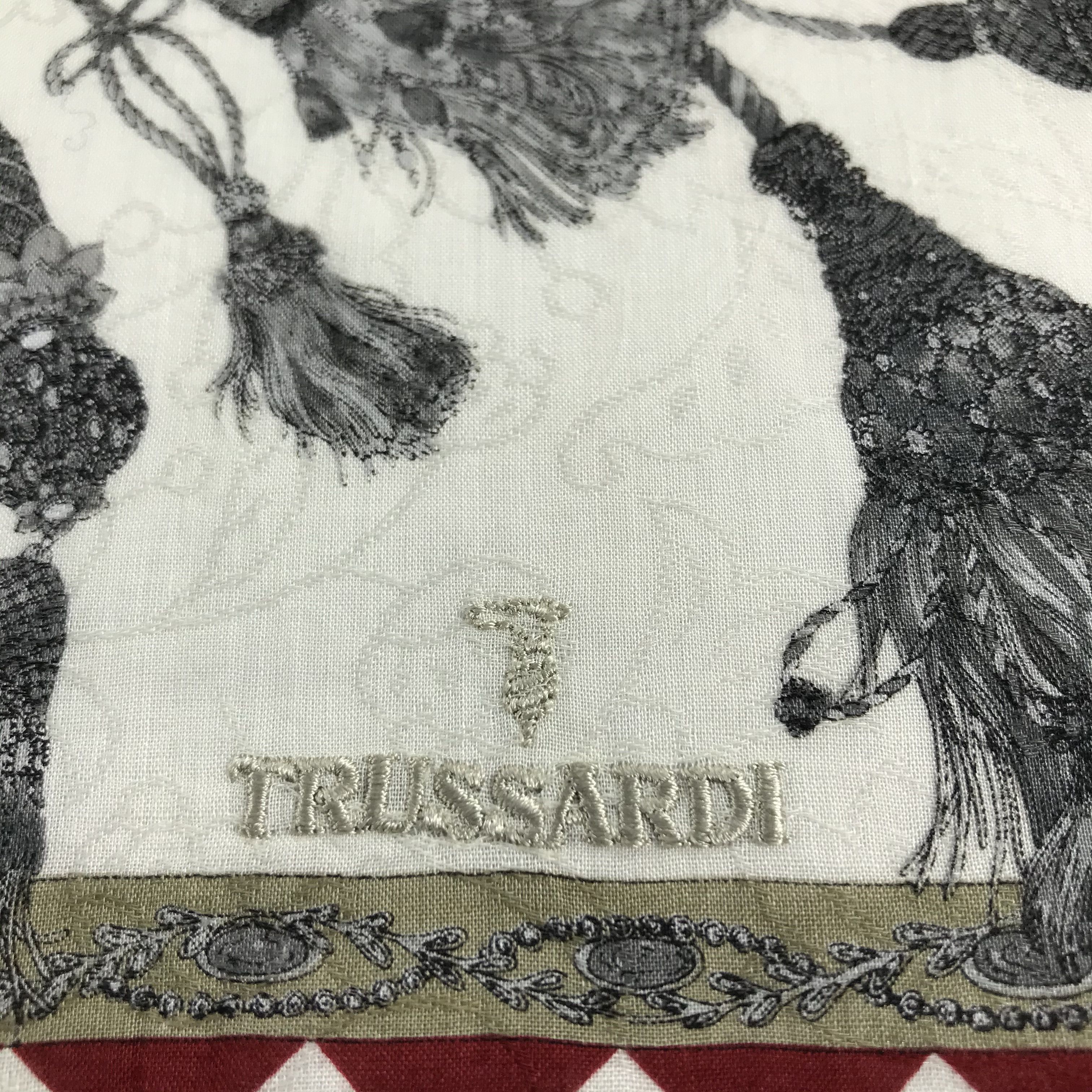 Trussardi Trussardi Tassel Handkerchief Neckerchief Bandana H1156 Size ONE SIZE - 4 Thumbnail