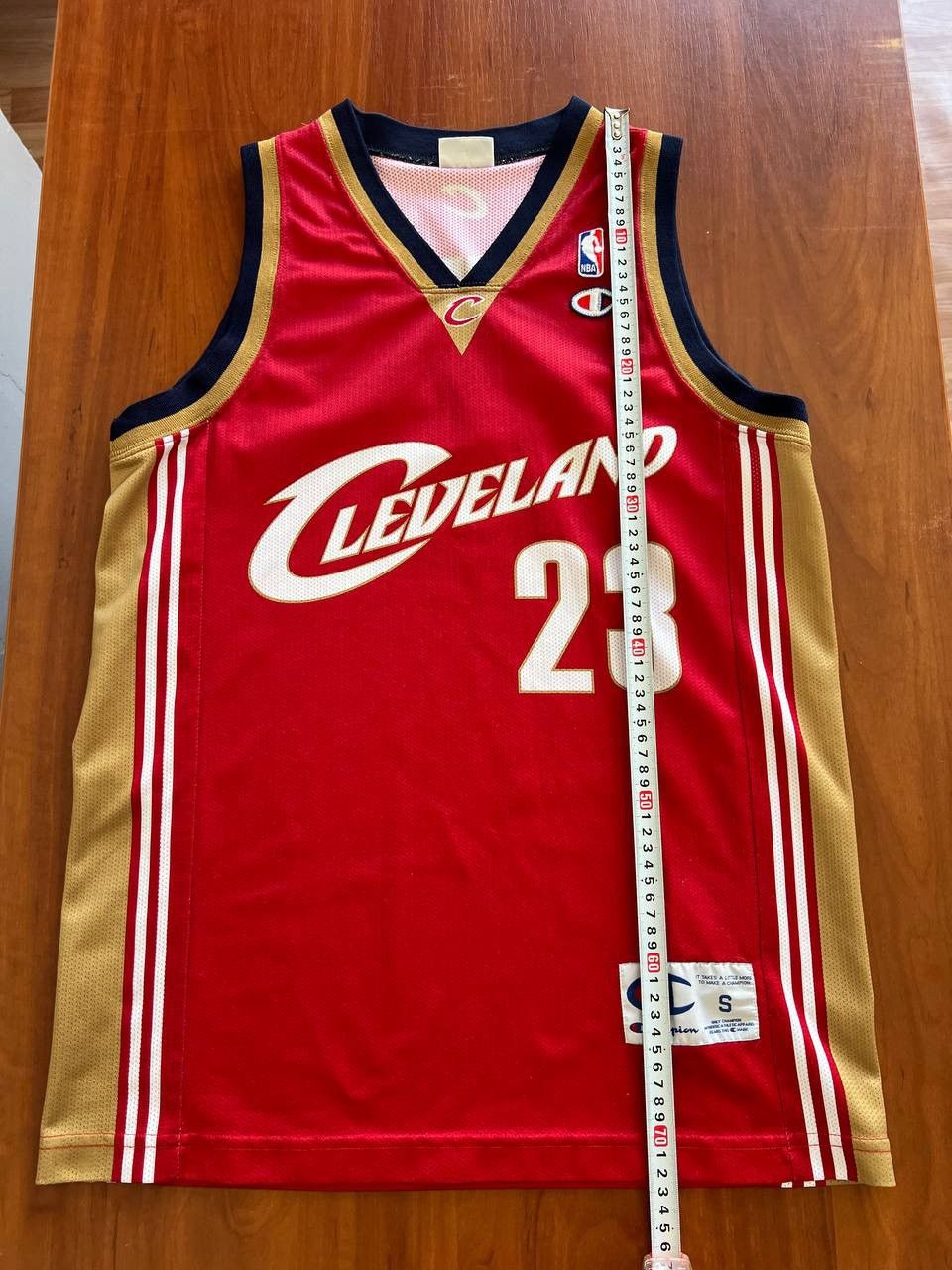 NBA CLEVELEND CAVALIERS #23 JAMES BASKETBALL CHAMPION JERSEY S Size US S / EU 44-46 / 1 - 15 Thumbnail