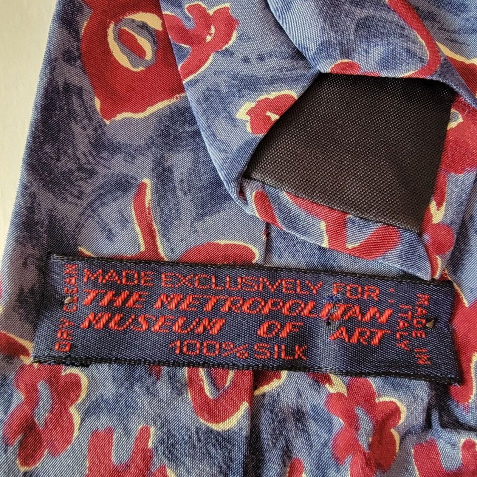 Other The Metropolitan Museum Of Art Tie Blue w/ Burgundy Flowers Size ONE SIZE - 4 Thumbnail