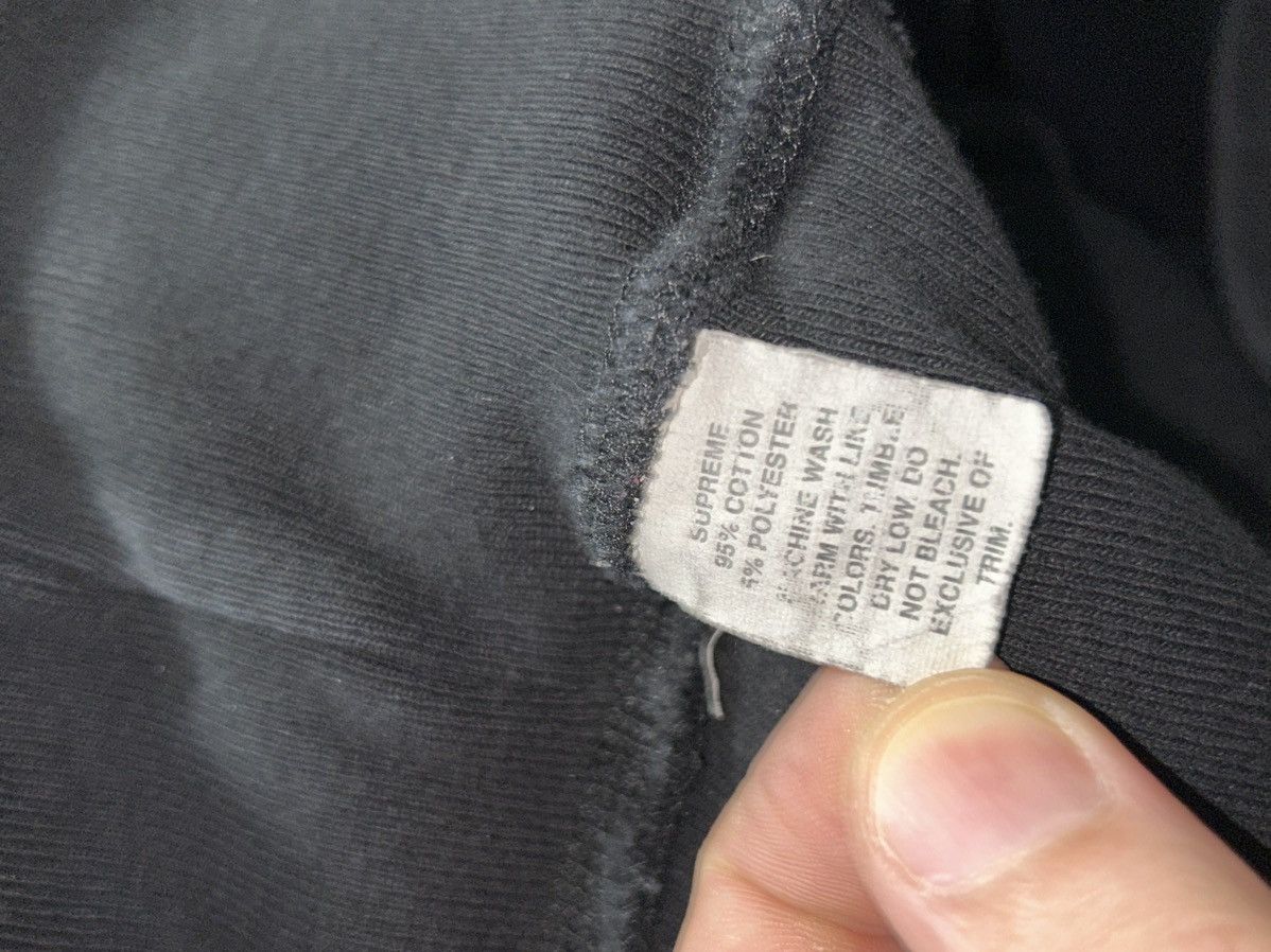 Supreme 2003 Supreme Black Box Logo Crewneck Vintage size Large Size US L / EU 52-54 / 3 - 7 Thumbnail