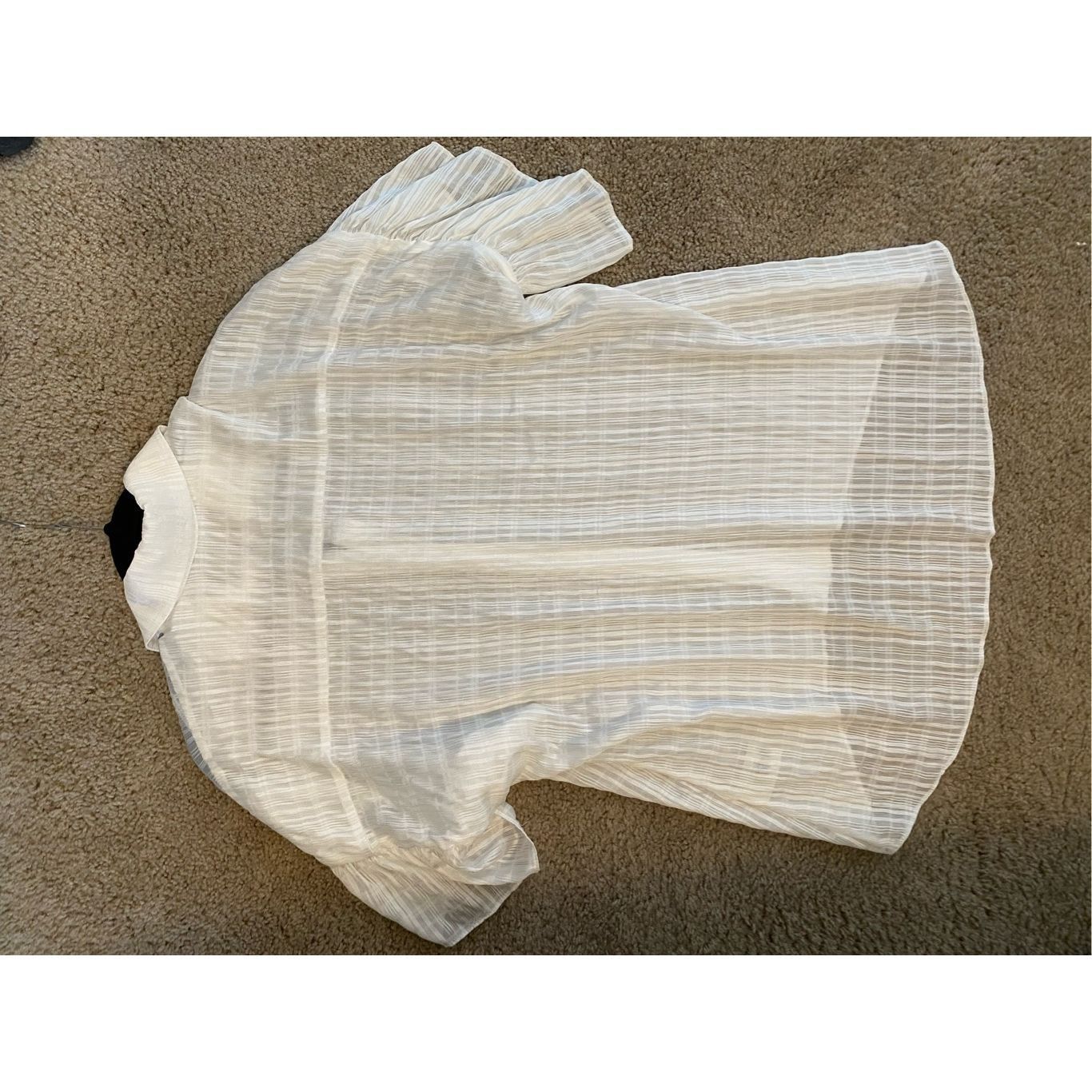 Alice + Olivia ALICE AND OLIVIA Edyth Shirt In White, Staple Blouse, Sz Sma Size S / US 4 / IT 40 - 9 Thumbnail