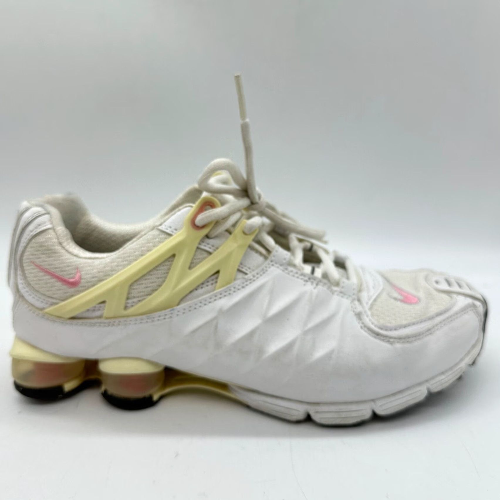 Nike Nike Shox Athletic Sneakers Women's 8.5 White Pink Lace Up Sneakers Women Size US 9 / IT 39 - 6 Thumbnail