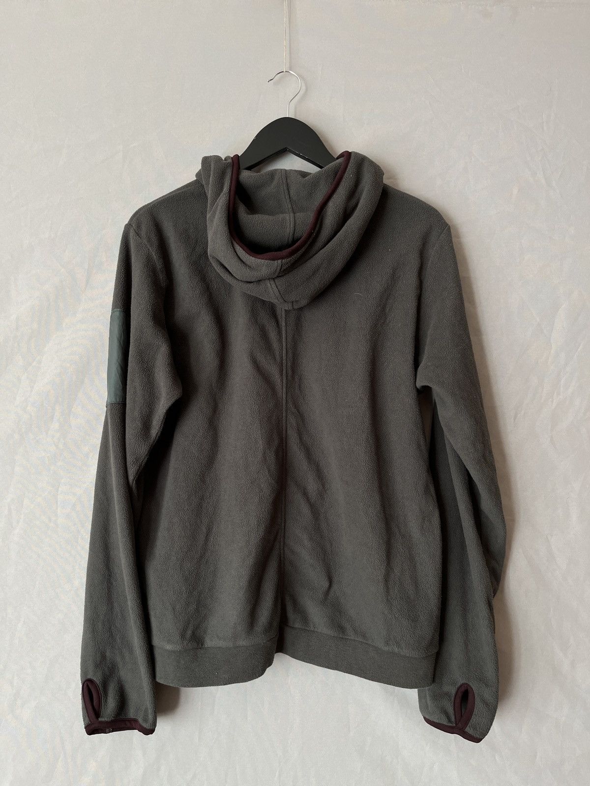 Jun Takahashi Undercover x UU uniqlo Fleece Hooded Jacket Size US L / EU 52-54 / 3 - 13 Thumbnail