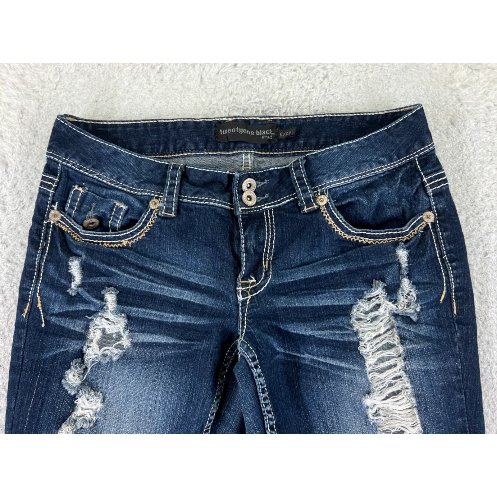 Vintage VINTAGE Rue21 Women's Jeans Pants 5 Blue Denim Low Rise Distressed Bootcut Slim Fit 31in Inseam Size 27" / US 4 / IT 40 - 4 Thumbnail