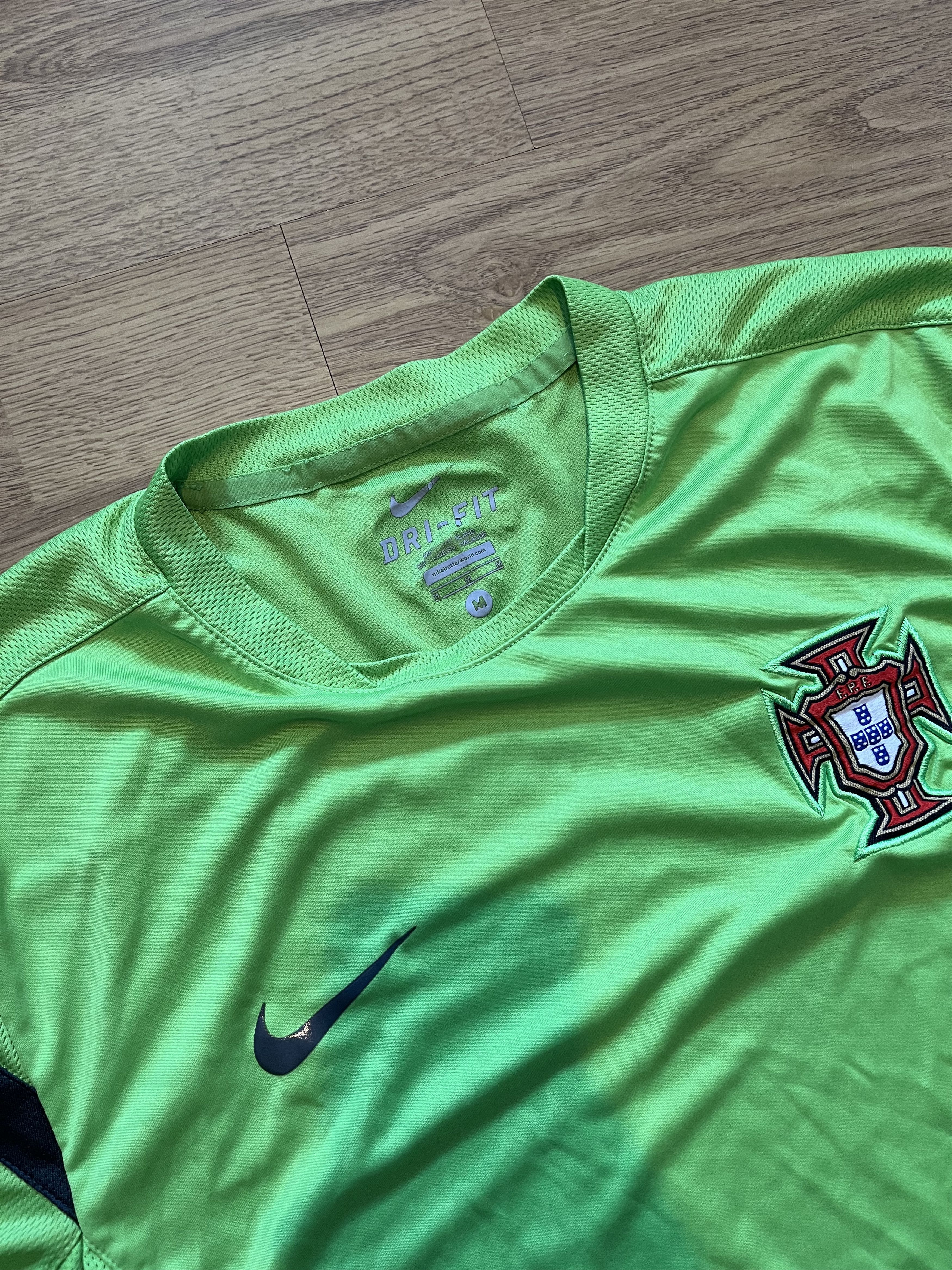 Nike PORTUGAL training vintage nike football kit Size US M / EU 48-50 / 2 - 2 Thumbnail