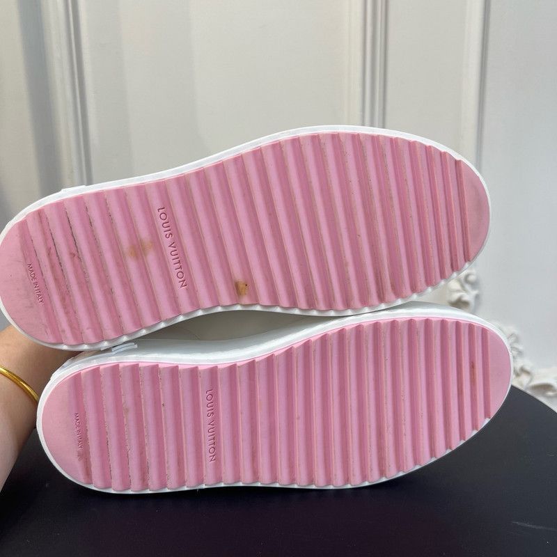 Louis Vuitton Louis Vuitton Time Out Pink Low-Top Sneakers -2505 Size US 8 / IT 38 - 1 Thumbnail
