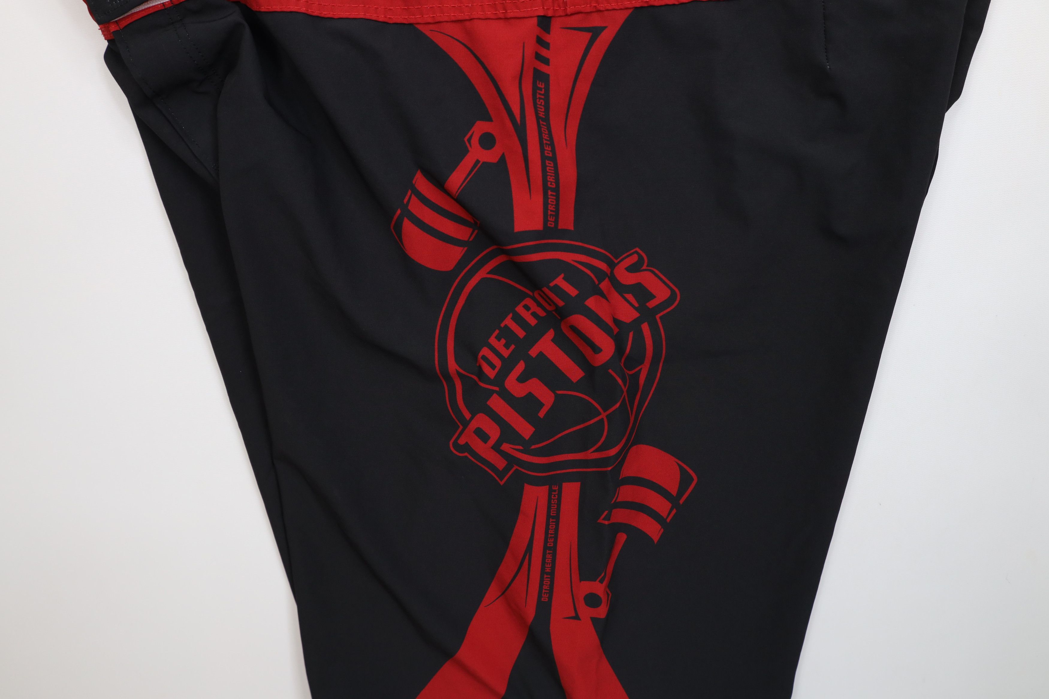 Vintage Ripon Athletic Fighting Pistons Basketball Shorts USA Size US 42 / EU 58 - 6 Thumbnail