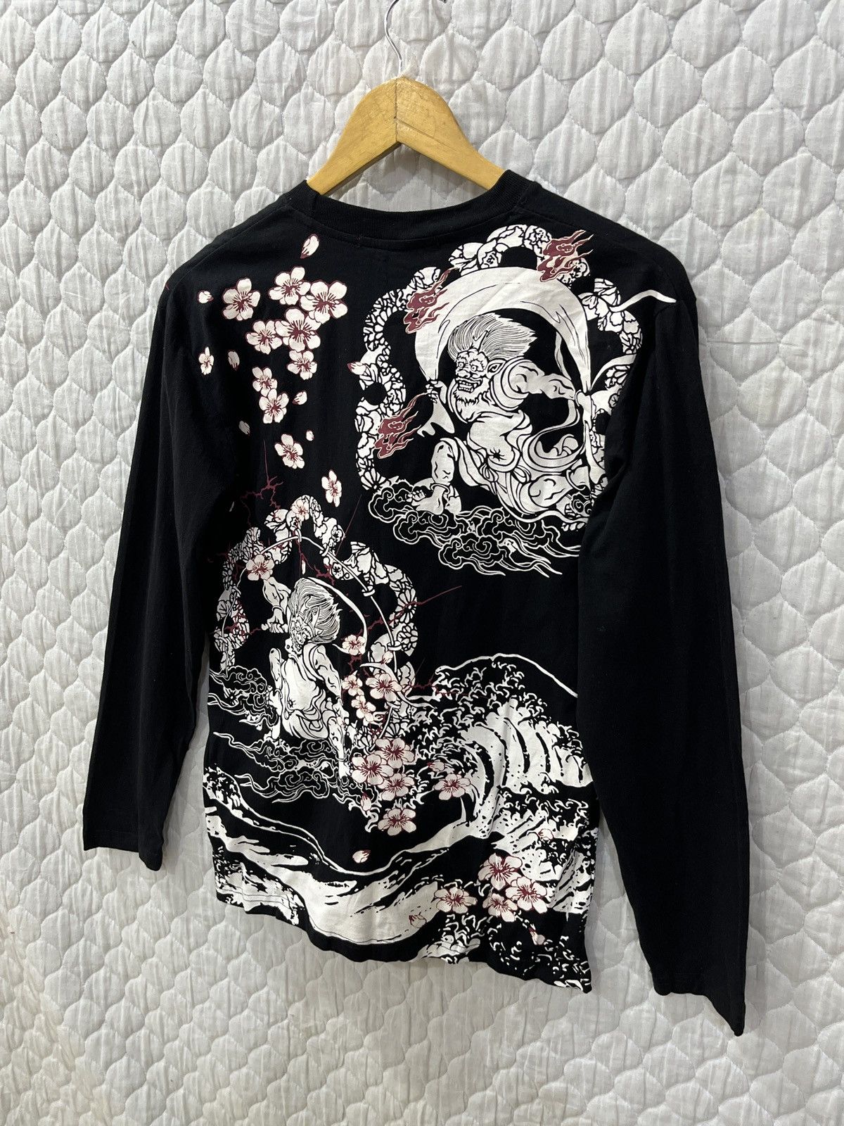 Japanese Brand 🔥🔥🔥HYPE KARAKURI SUKAJAN T SHIRTS Size US M / EU 48-50 / 2 - 14 Thumbnail