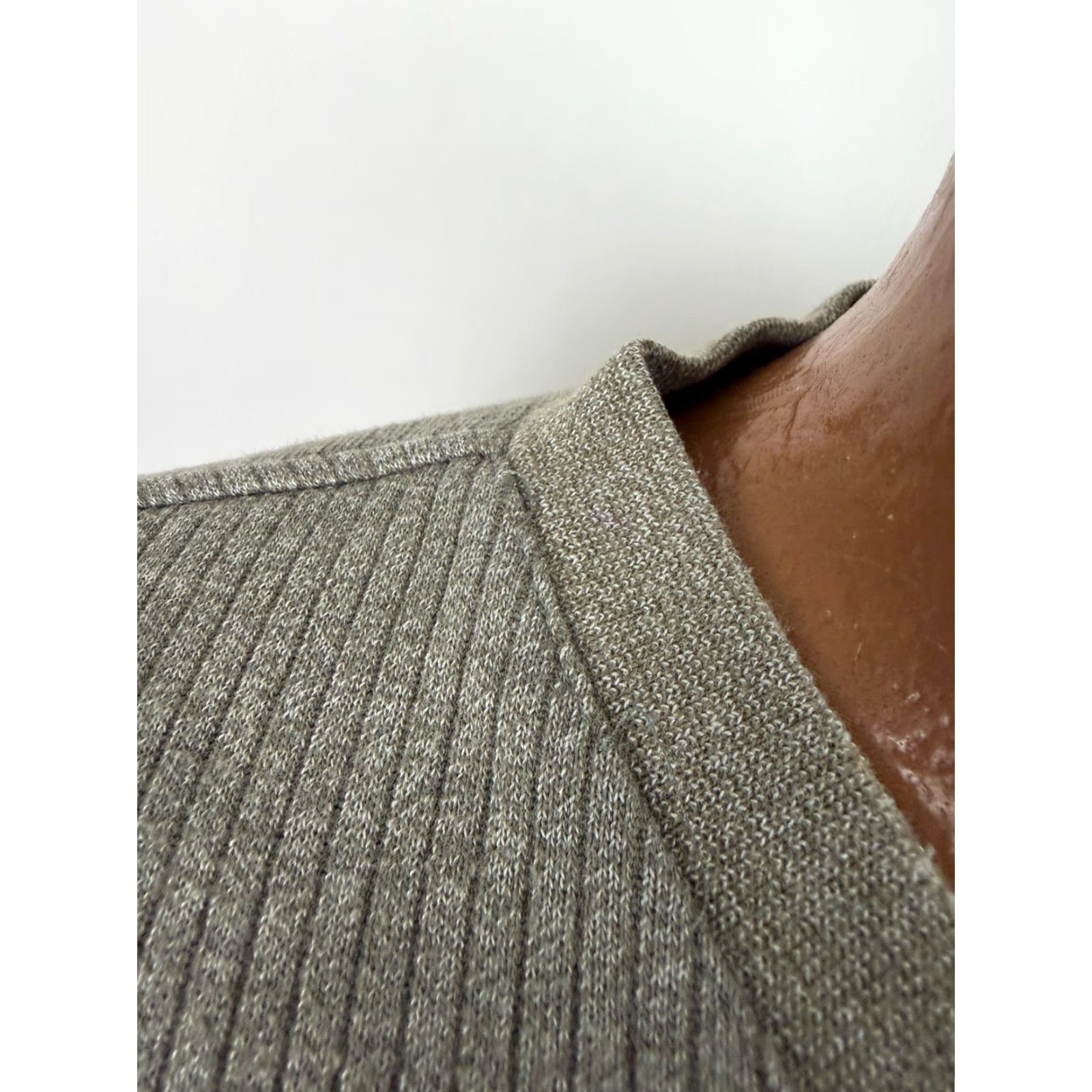 Van Heusen Y2K Ribbed Shirt Men XL V-Neck Olive Heather Heavy Preppy Long Sleeve Mens Size US XL / EU 56 / 4 - 4 Thumbnail
