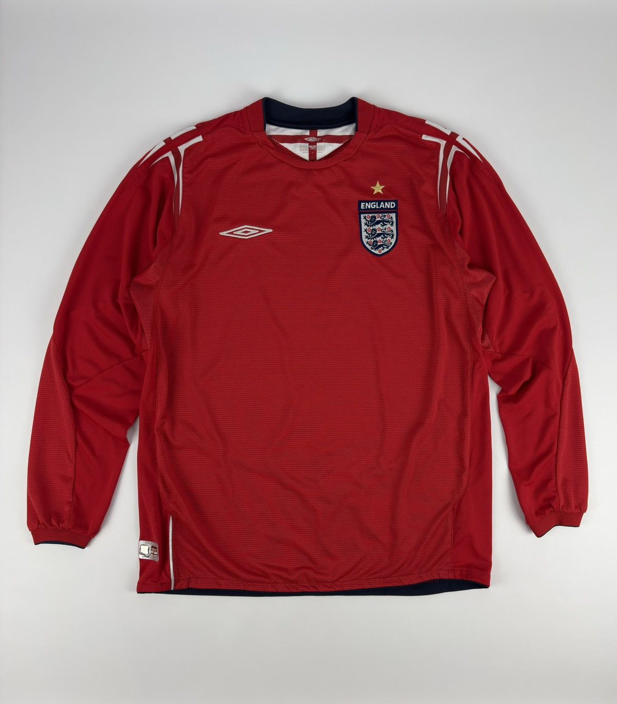 Vintage Umbro England 2004/06 Long sleeve Soccer Football