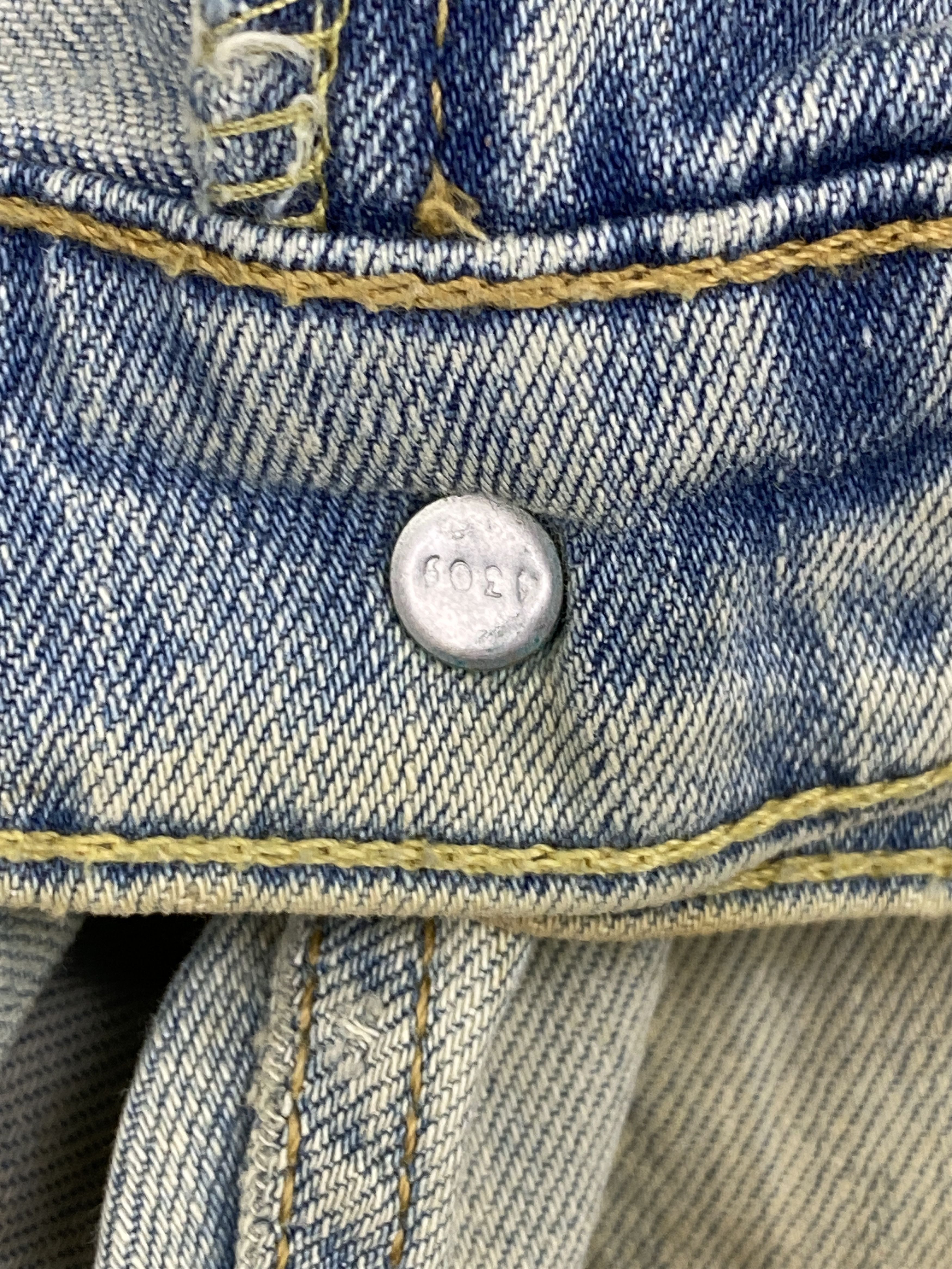 Levi's × Vintage Rusty Vintage Levis 511 Blue Jeans DP2610 Size US 35 - 14 Thumbnail