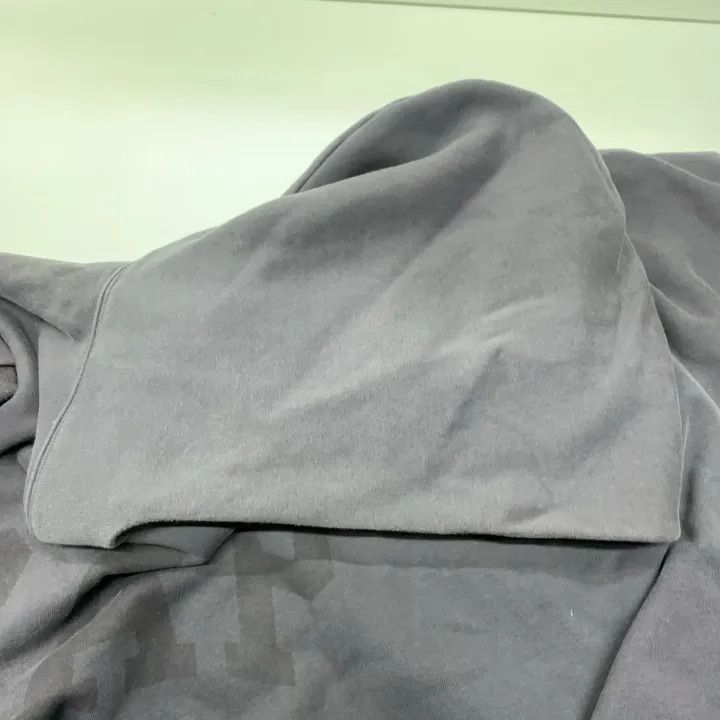 Balenciaga Balenciaga Yeezy Dove Hoodie with Logo Print -2507 Size US XL / EU 56 / 4 - 2 Thumbnail