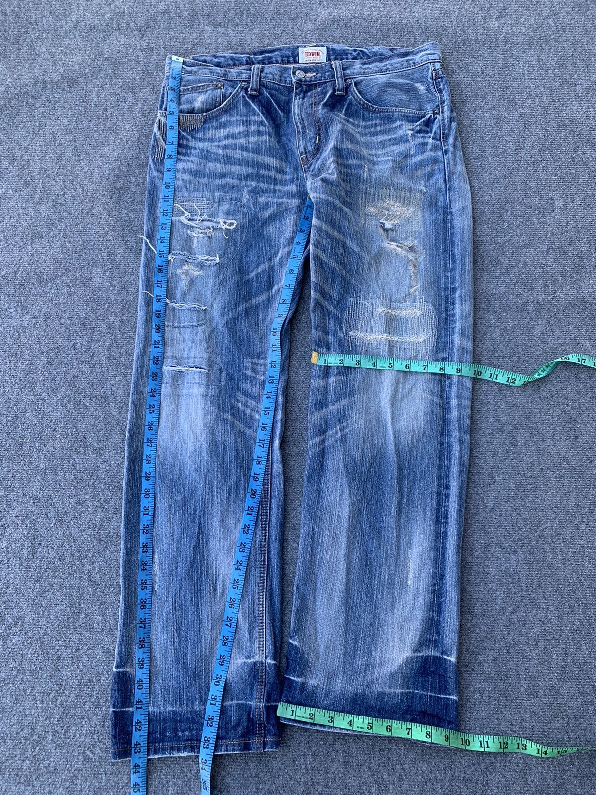 Edwin Distressed Edwin XV faded blue. Size US 37 - 5 Thumbnail