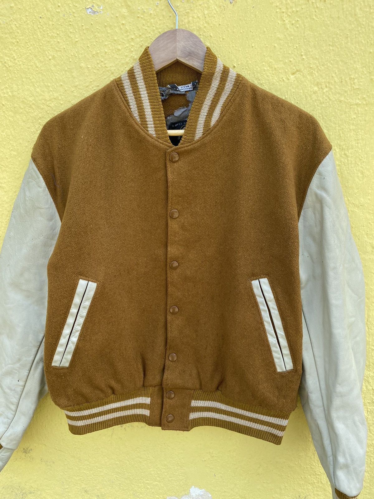 Vintage Vintage Golden bear wool varsity jacket Size US S / EU 44-46 / 1 - 8 Thumbnail