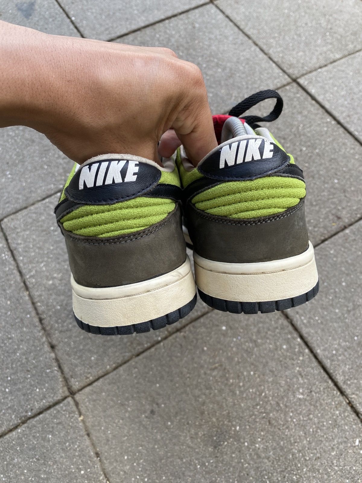 Nike SB Vintage Nike Dunk Low Kermit (2006) Size US 9 / EU 42 - 4 Thumbnail