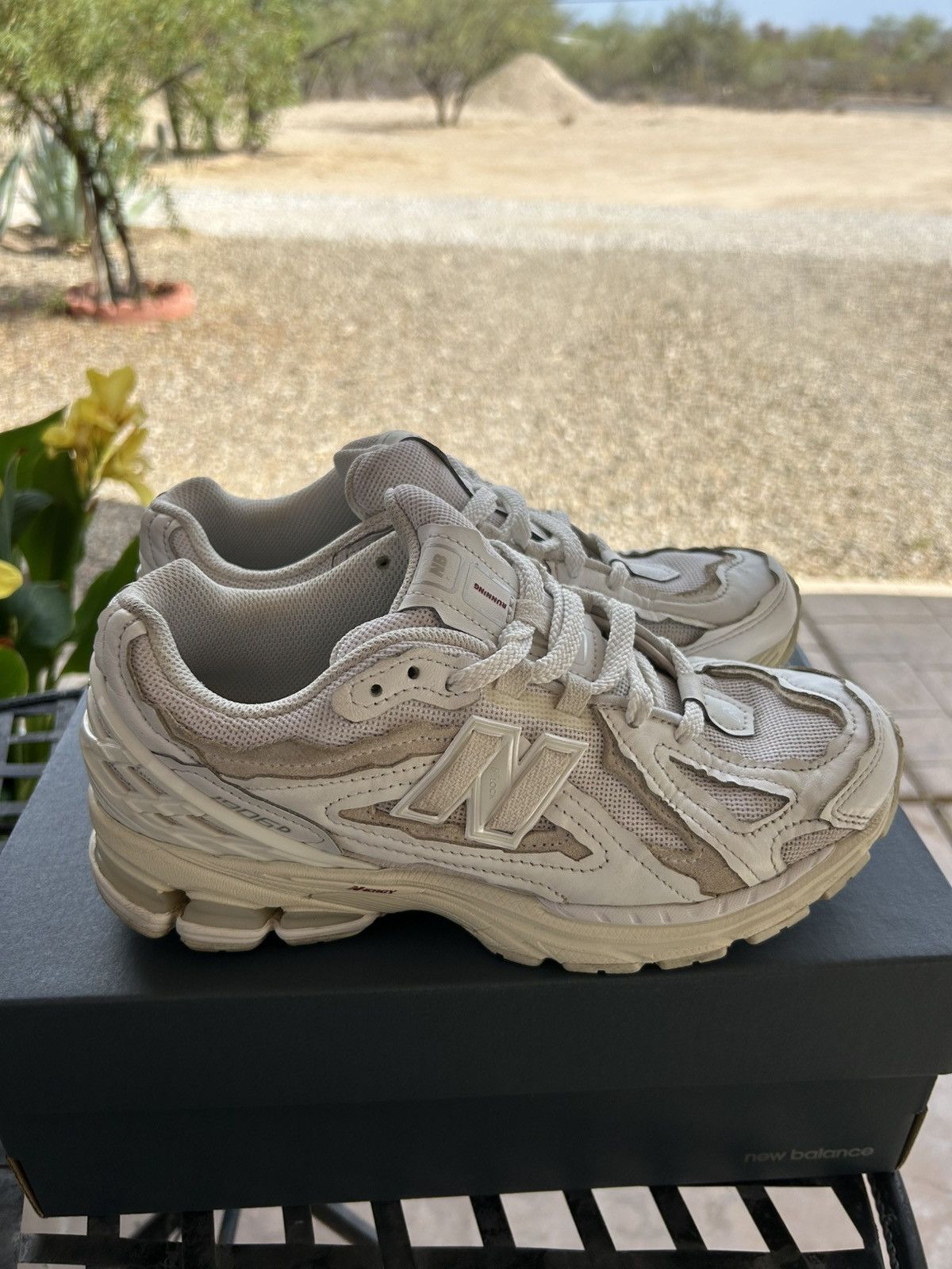 New Balance New Balance 1906D White Size US 7.5 / EU 40-41 - 4 Thumbnail