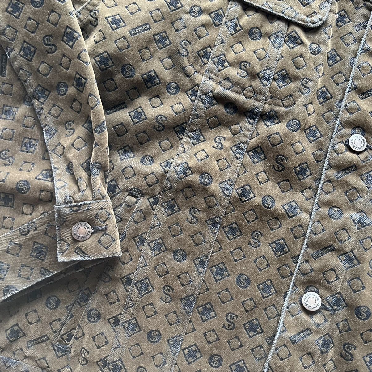 Supreme Supreme Flocked Denim Trucker Jacket Brown Monogram XL Size US XL / EU 56 / 4 - 4 Thumbnail