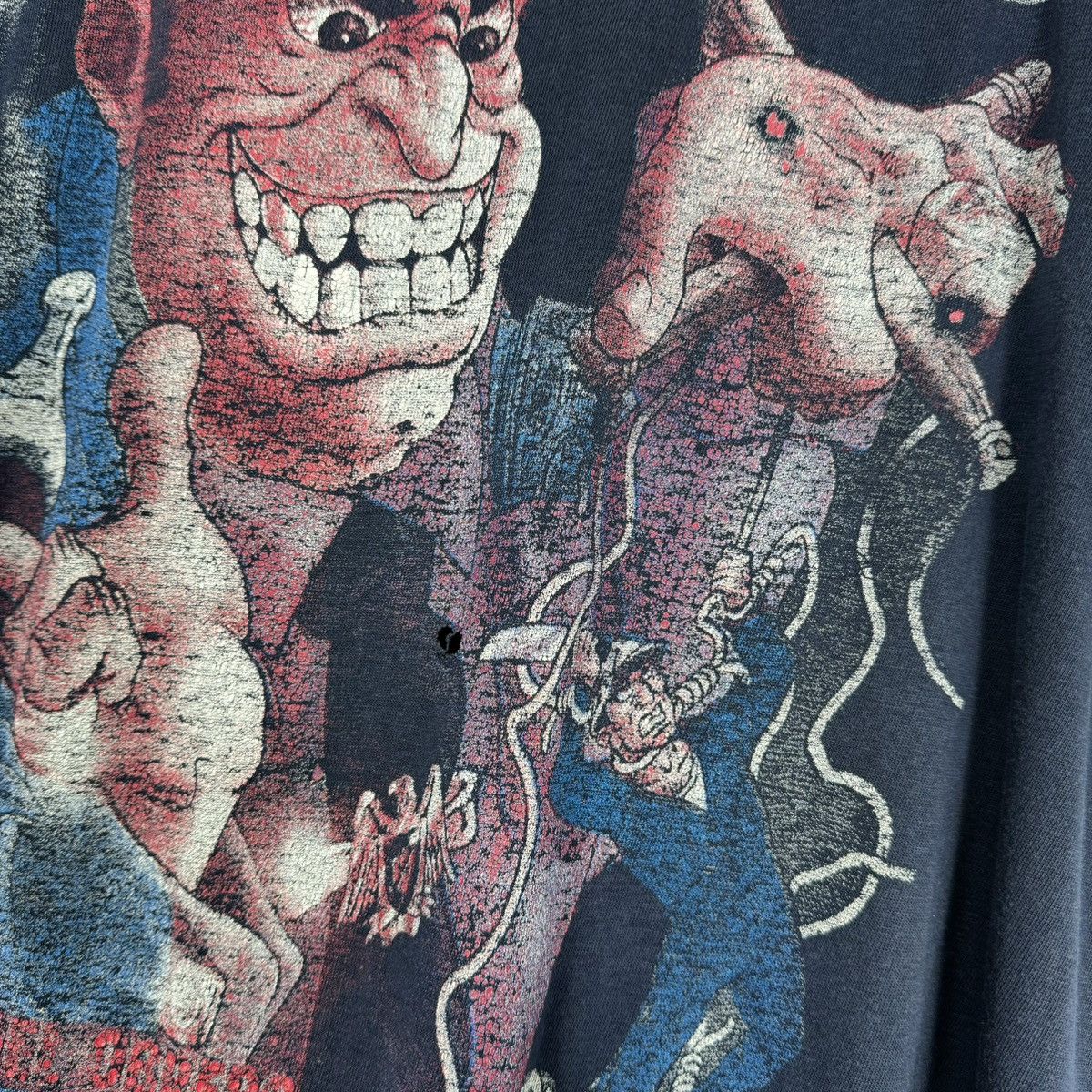 Band Tees Vintage 90s Ska-P ‘El Vals del Obrero’ Thrashed Euro T Shirt Size US XL / EU 56 / 4 - 5 Thumbnail