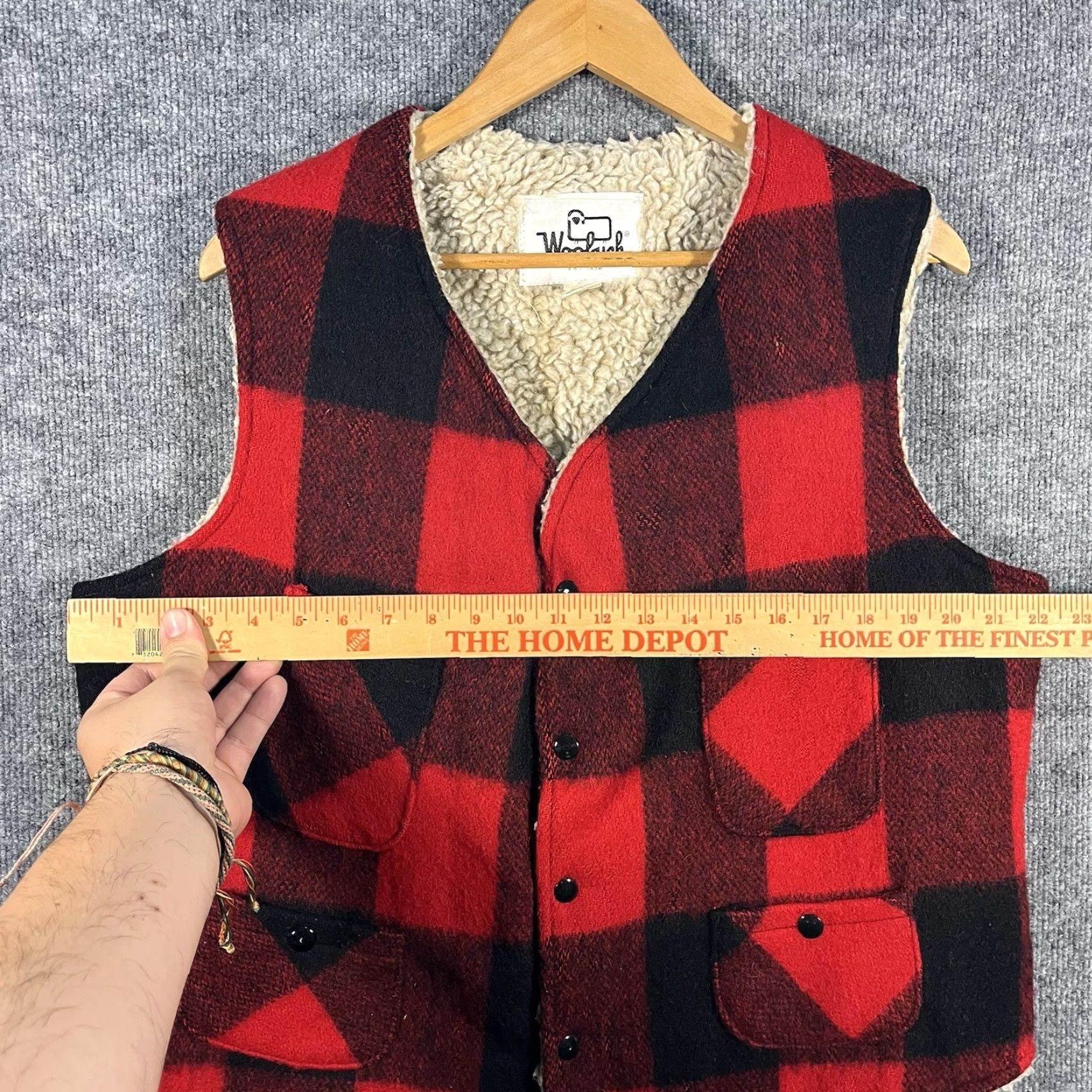 Vintage VINTAGE Woolrich Vest Main Selling Point Wool Vest Adult L Red Plaid Wool Lined USA Made - Outdoor Mens L Size US L / EU 52-54 / 3 - 7 Thumbnail