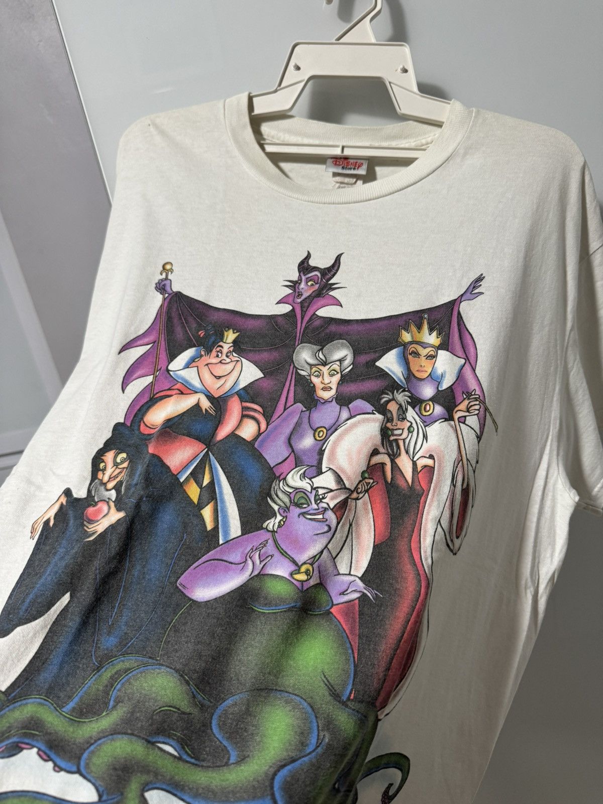 Disney RARE Vintage Disney Villains OSFA Overprint Tshirt Size US XL / EU 56 / 4 - 3 Thumbnail