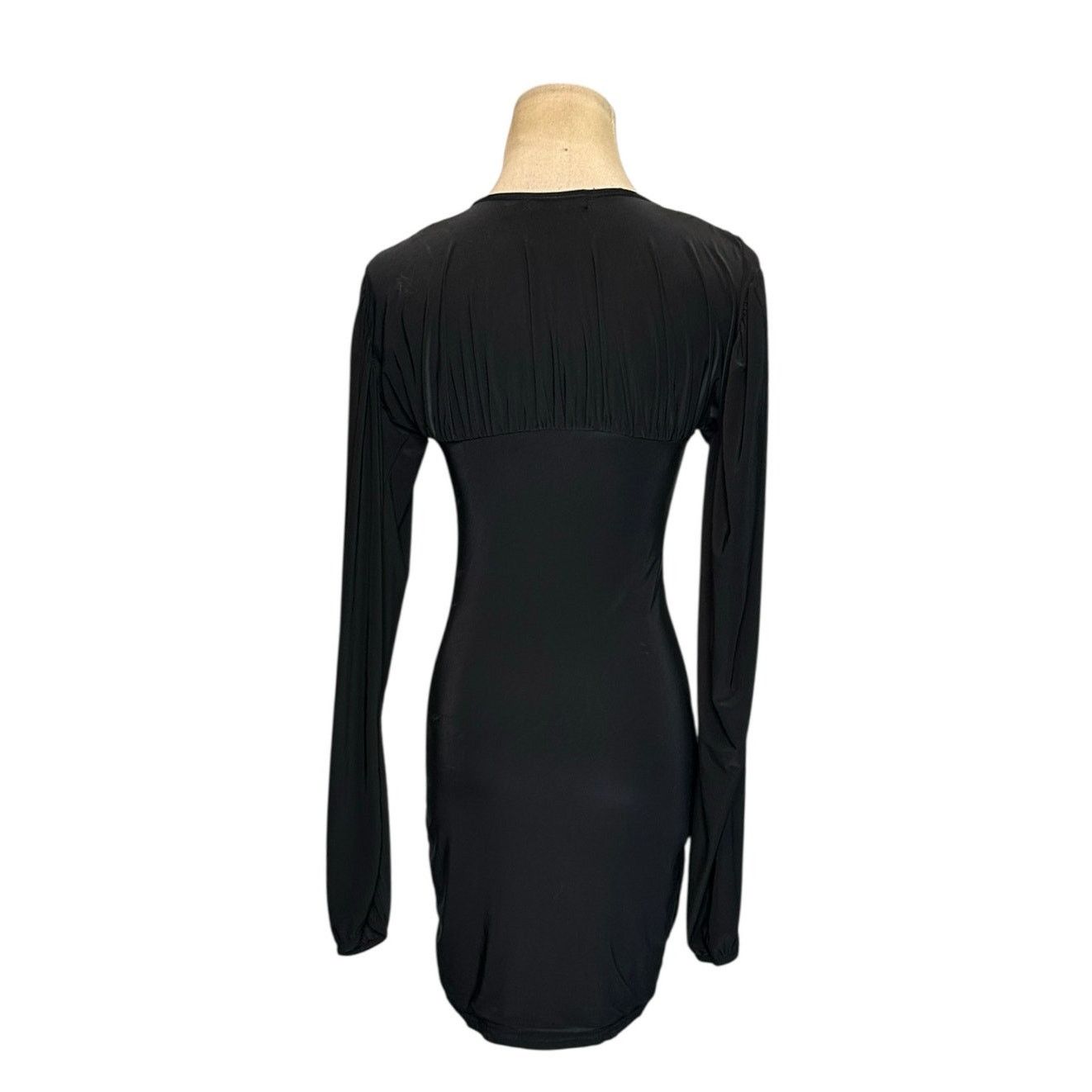 Nasty Gal Nasty Gal black long sleeves mini dress size 4 Size S / US 4 / IT 40 - 9 Thumbnail