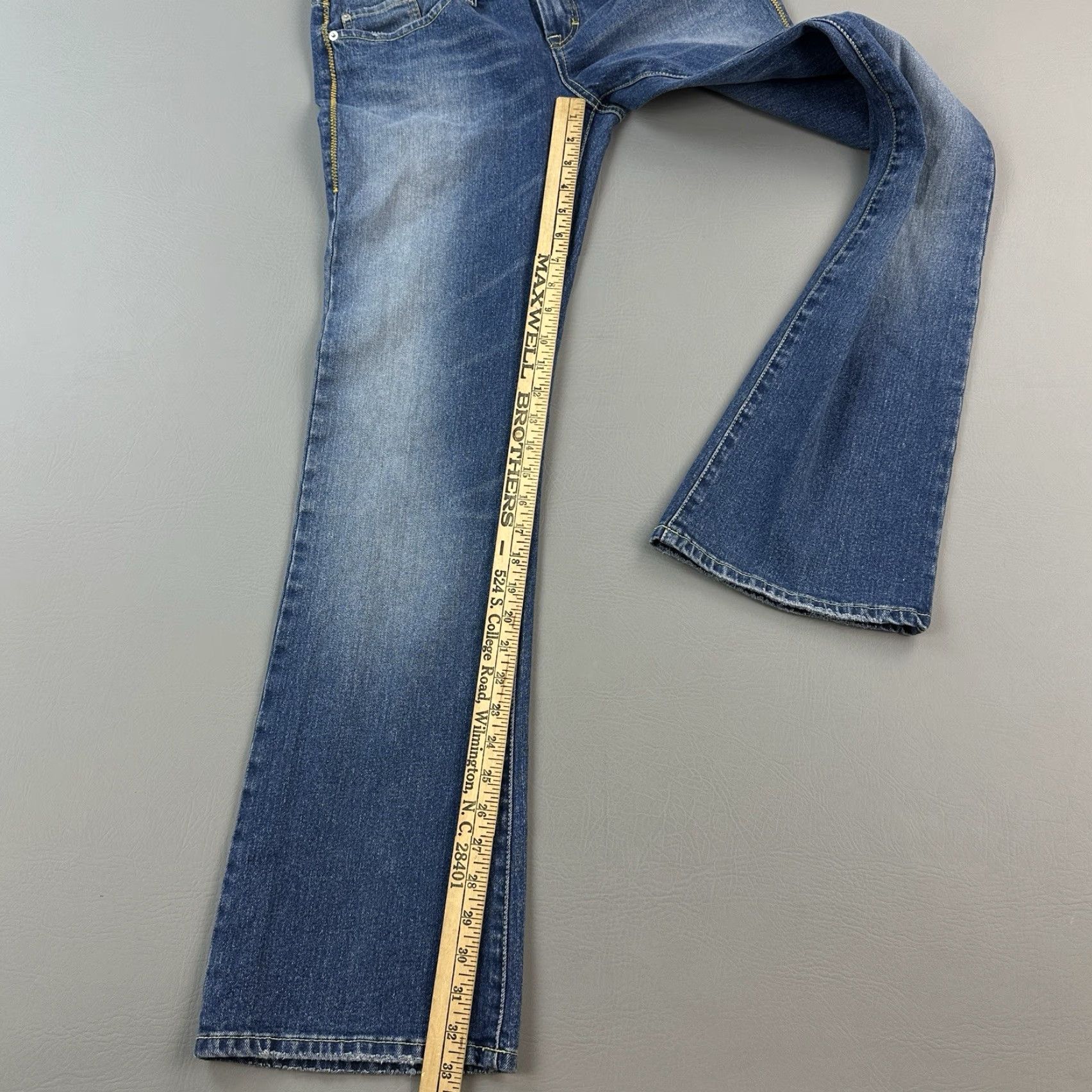 Vintage Vintage Union Bay Jeans Women's 9 32x33 Low Rise Flare Stretch Embroidered Y2K Jeans Size 30" / US 8 / IT 44 - 2 Thumbnail