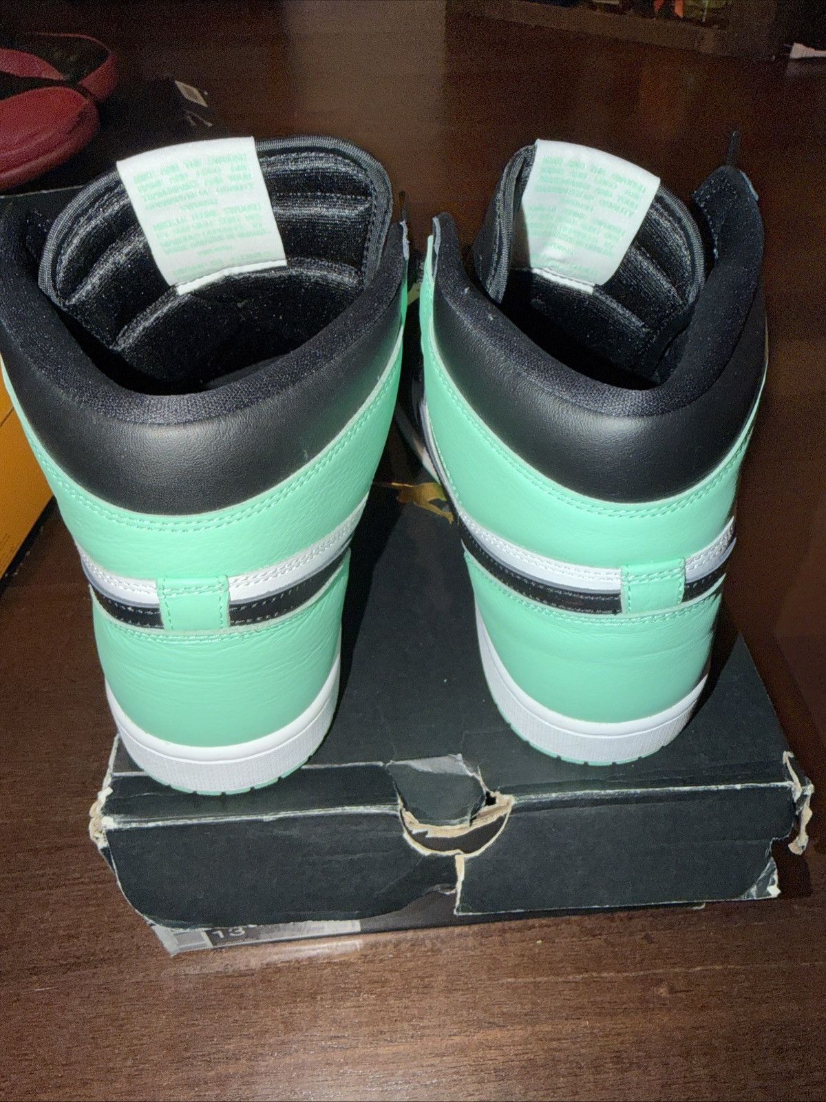 Jordan Brand jordan 1 retro green glow Size US 13 / EU 46 - 3 Thumbnail