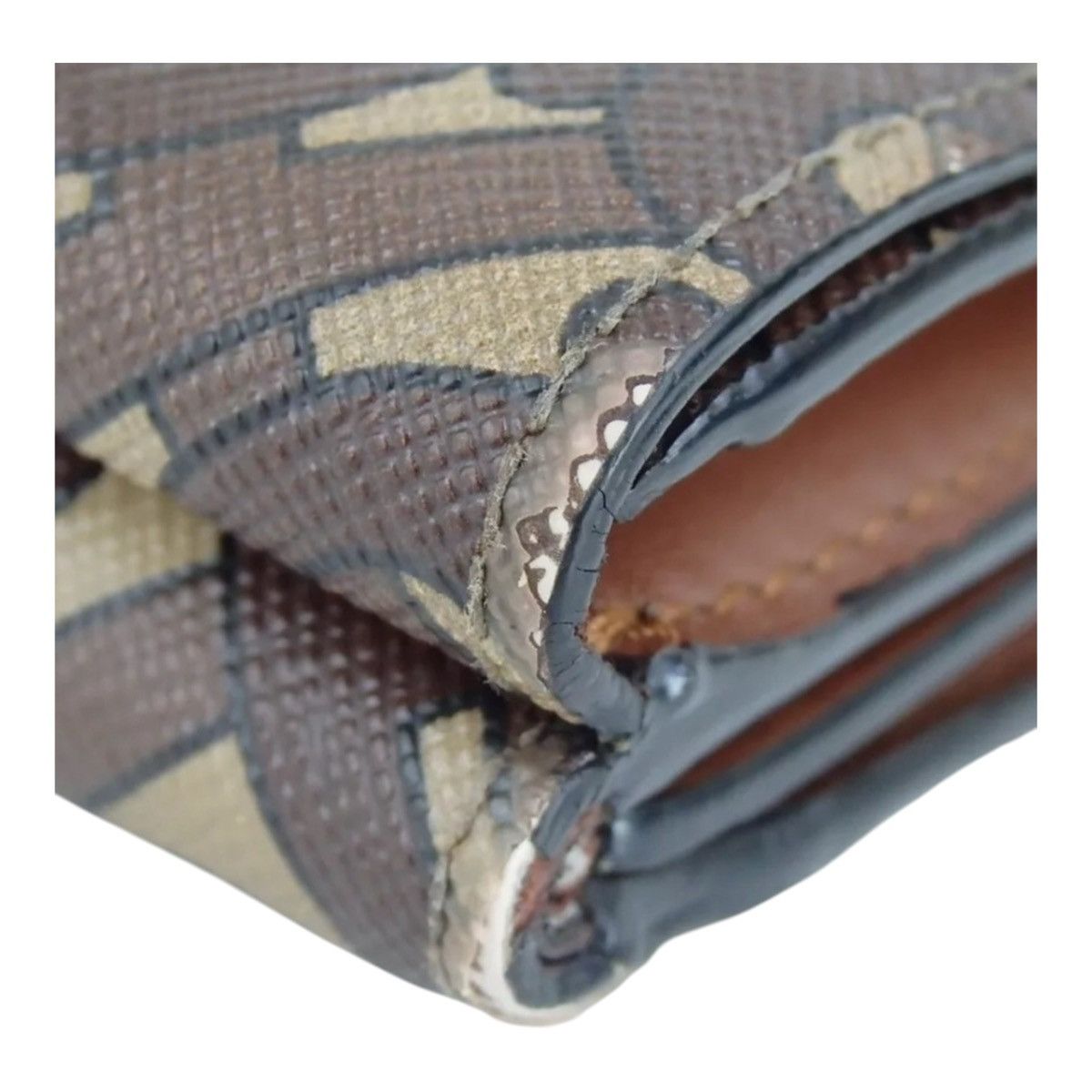 Burberry BURBERRY TB monogram Tri-fold wallet PVC/leather EUC Size ONE SIZE - 4 Thumbnail