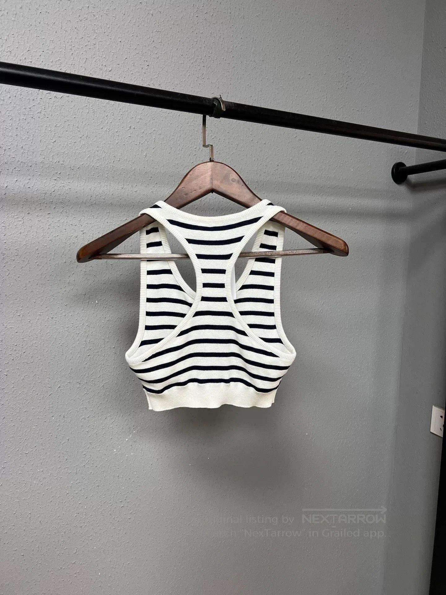 Miu Miu black and white striped crop tank top. Size M / US 6-8 / IT 42-44 - 2 Thumbnail
