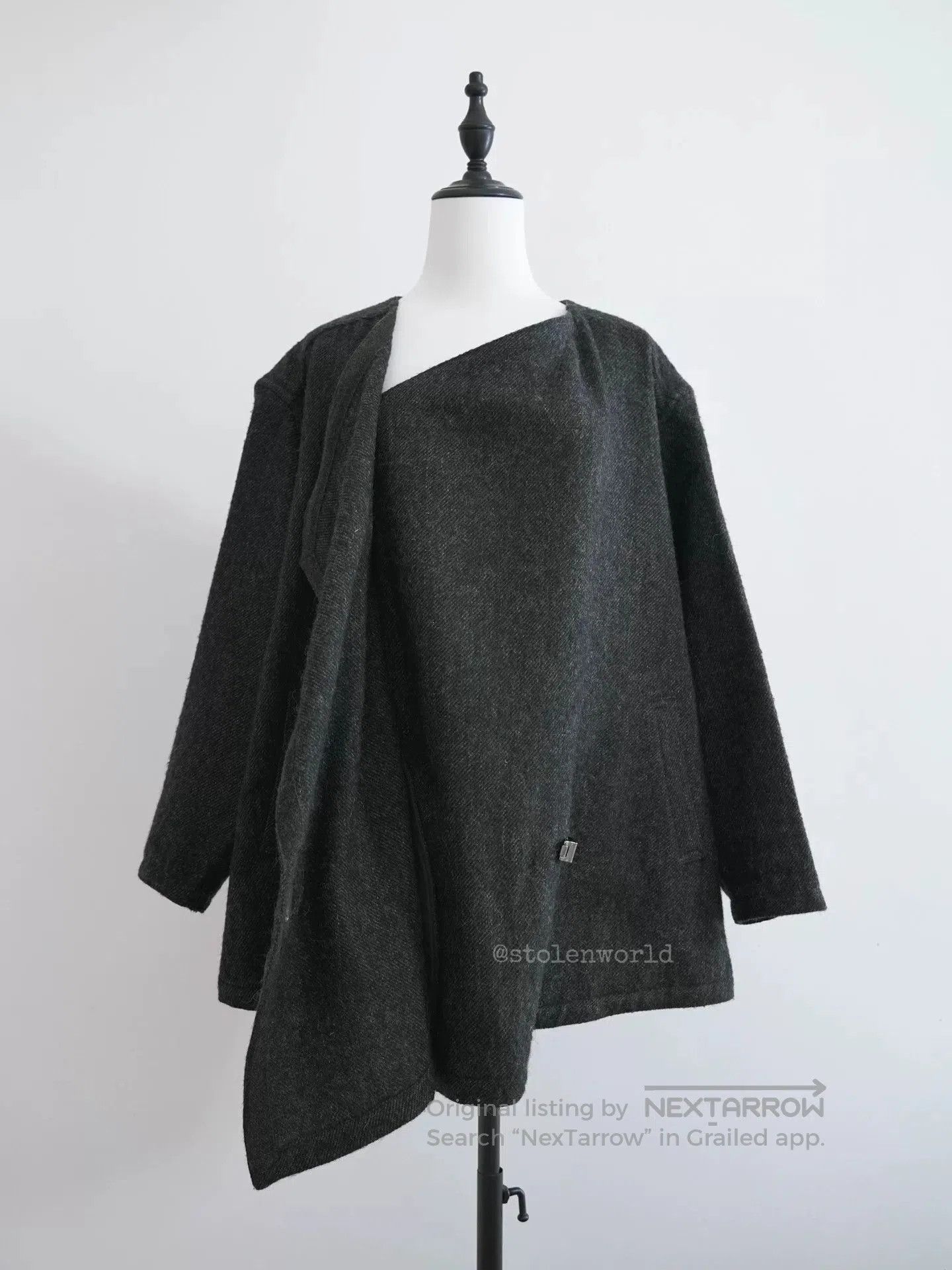 Issey Miyake 80s Issey Miyake Wool Coat with Iron Fastening. Size M / US 6-8 / IT 42-44 - 5 Thumbnail