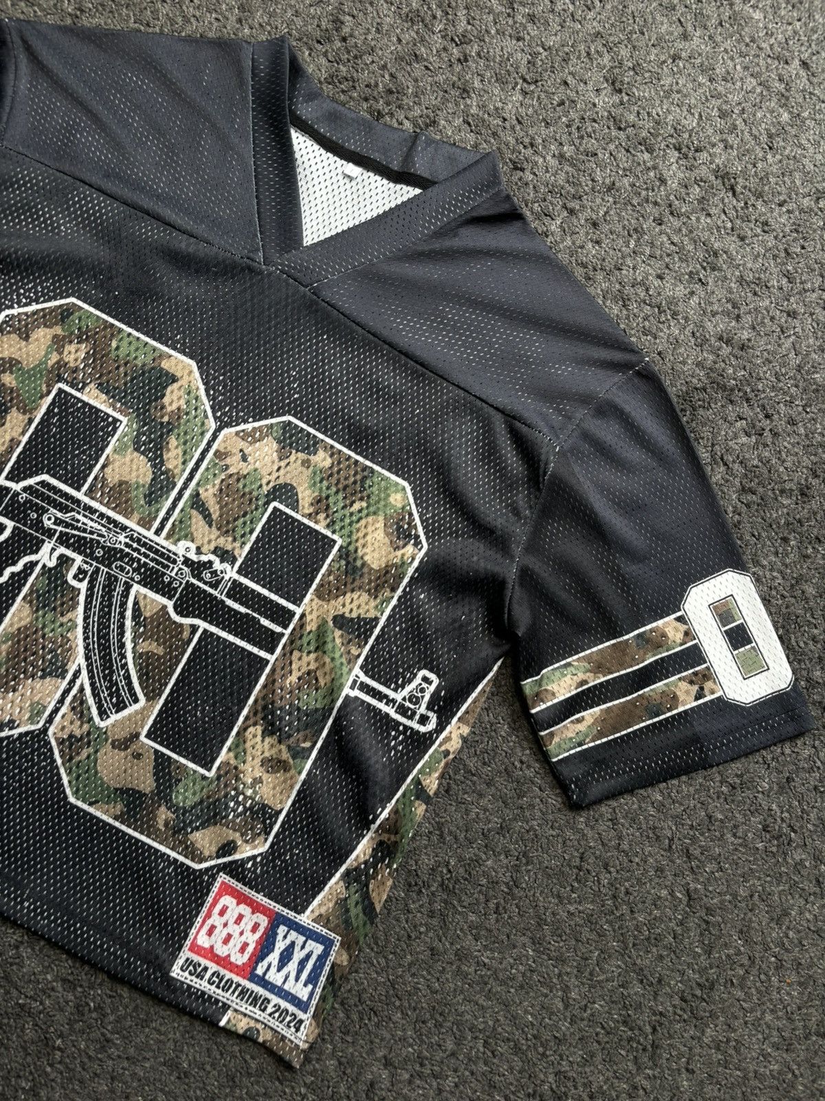 Japanese Brand Vintage style very rare AK-47 military camo 00 black jersey Size US L / EU 52-54 / 3 - 2 Thumbnail