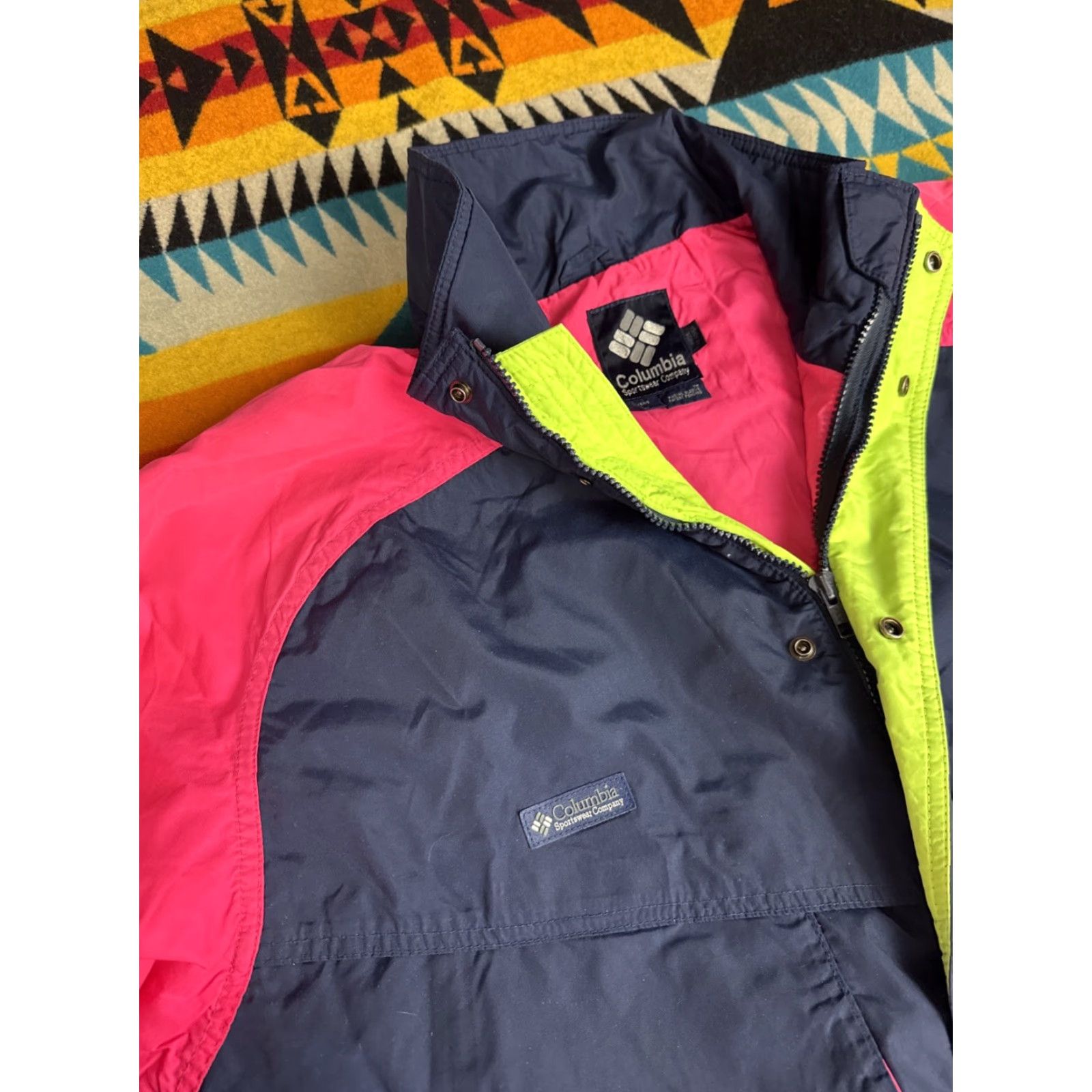 Vintage VINTAGE Columbia Powder Keg Bomber Jacket Men L Pink Neon Blue Jacket Size US L / EU 52-54 / 3 - 2 Thumbnail