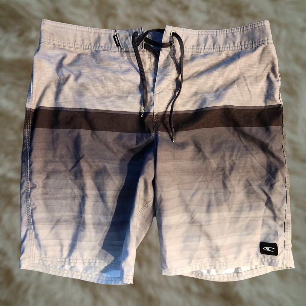 O'Neill O’NEILL Men’s Board Shorts 34 Swim Trunks Performance Gray Striped Fade Bottom Mens Beach Surfing Regular Size 34 Size US 34 / EU 50 - 1 Thumbnail