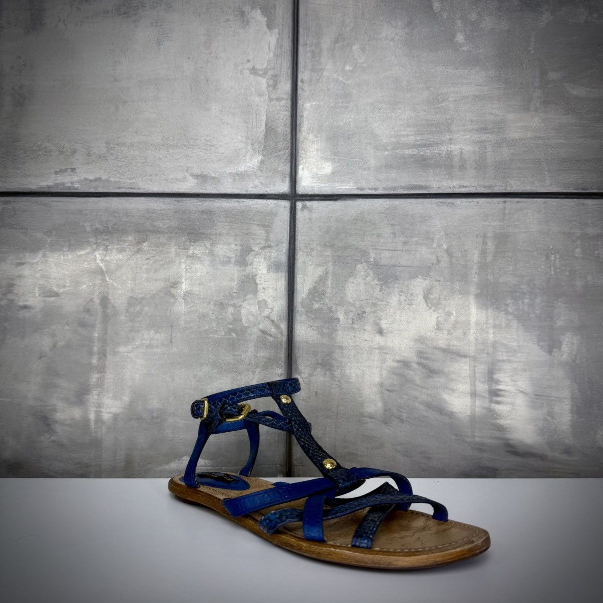 Louis Vuitton Sandals 38.5 Size US 8.5 / IT 38.5 - 2 Thumbnail