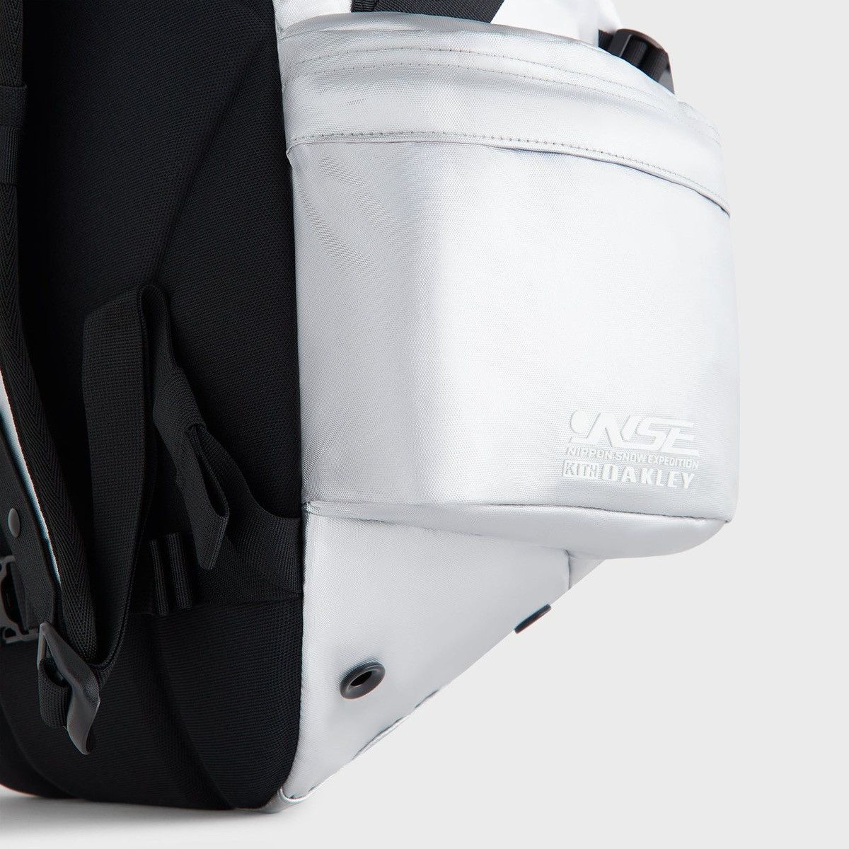 Kith × Oakley Kith for Oakley Icon RC Backpack in Silver 32L Capacity Bag Size ONE SIZE - 8 Thumbnail
