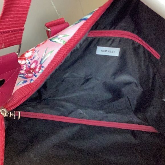 Nine West Nine West Floral Extra Large Tote Bag Weekender Luggage SKU Grailed