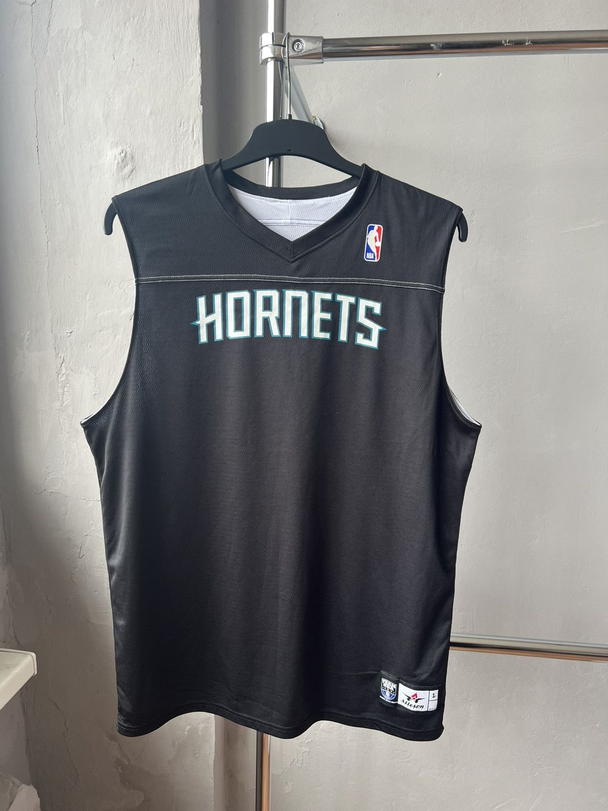 NBA 2020 Charlotte Hornets Alleson Athletic basketball jersey Size US L / EU 52-54 / 3 - 9 Thumbnail