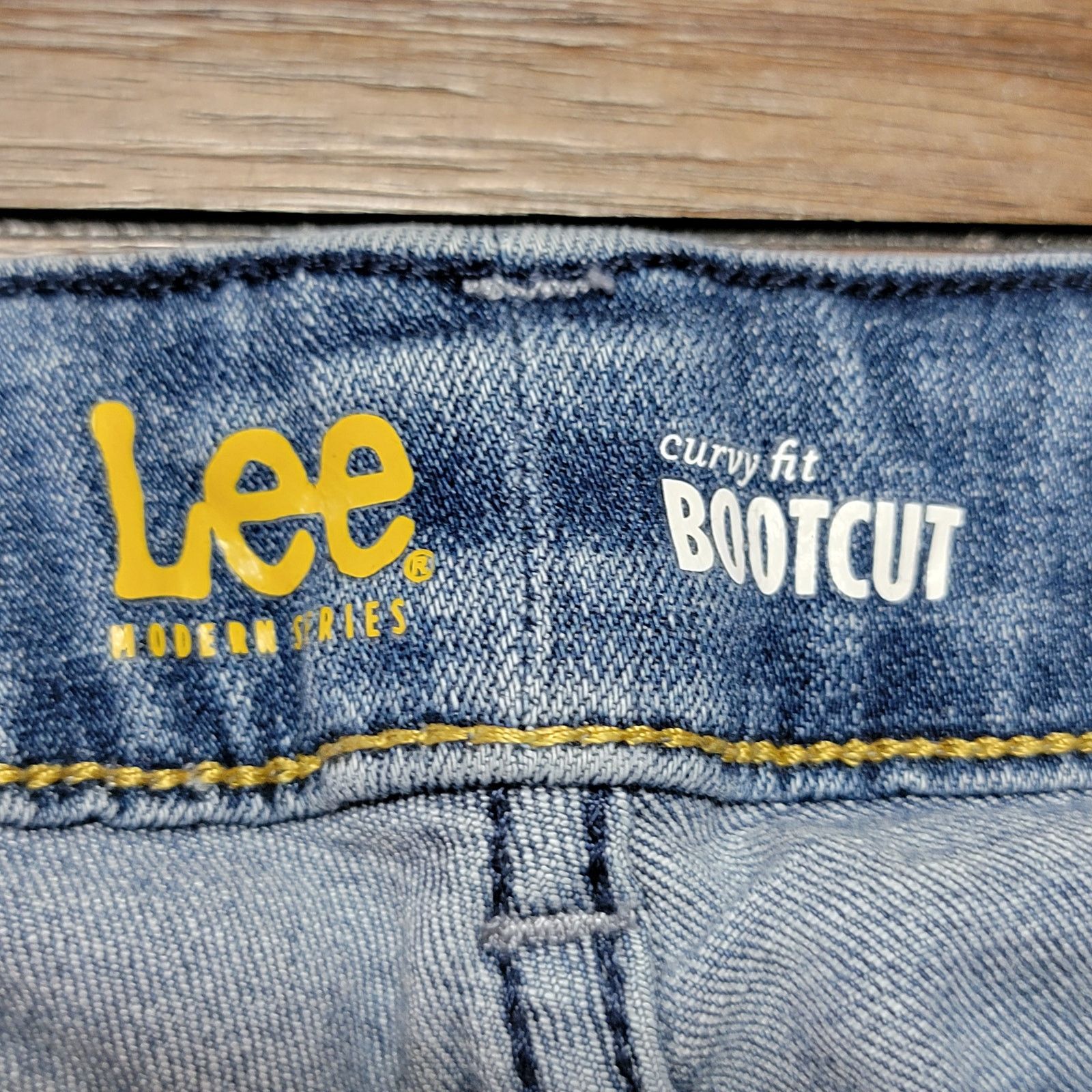Lee Lee Modern Series Curvy Fit Boot Cut Jeans - Size 12 Petite* Size 34" / US 12 / IT 48 - 5 Thumbnail