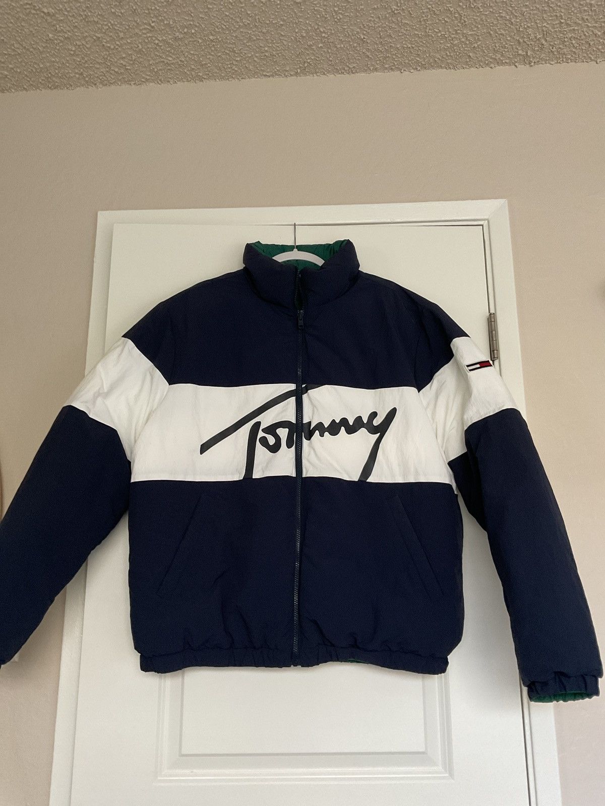 Tommy Hilfiger Vintage 90s Tommy Jeans Puffer Jacket-Large-Oversized logo Size US L / EU 52-54 / 3 - 2 Thumbnail