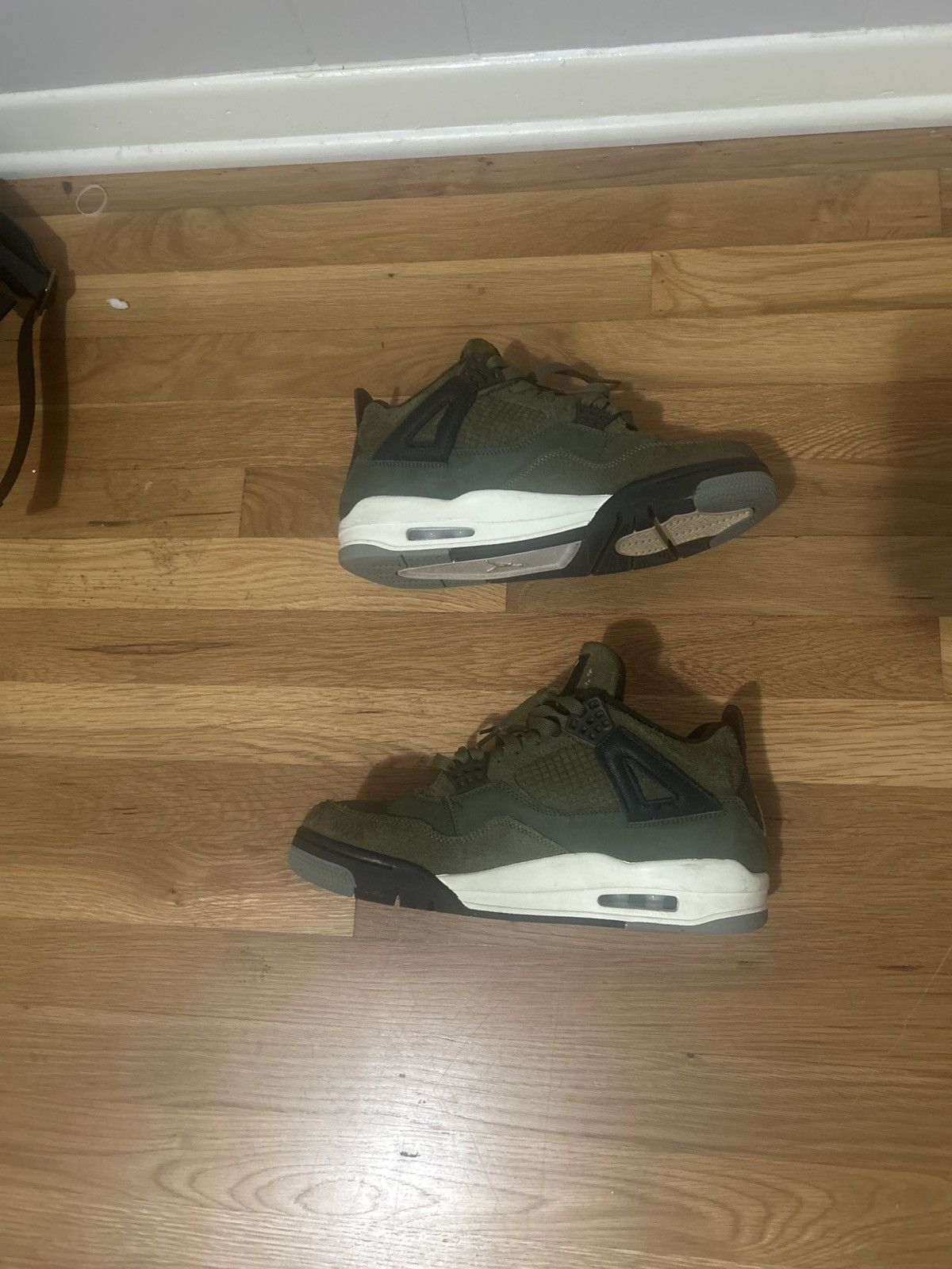 Jordan Brand Air Jordan 4 Retro SE Craft 'Olive Size US 9.5 / EU 42-43 - 7 Thumbnail