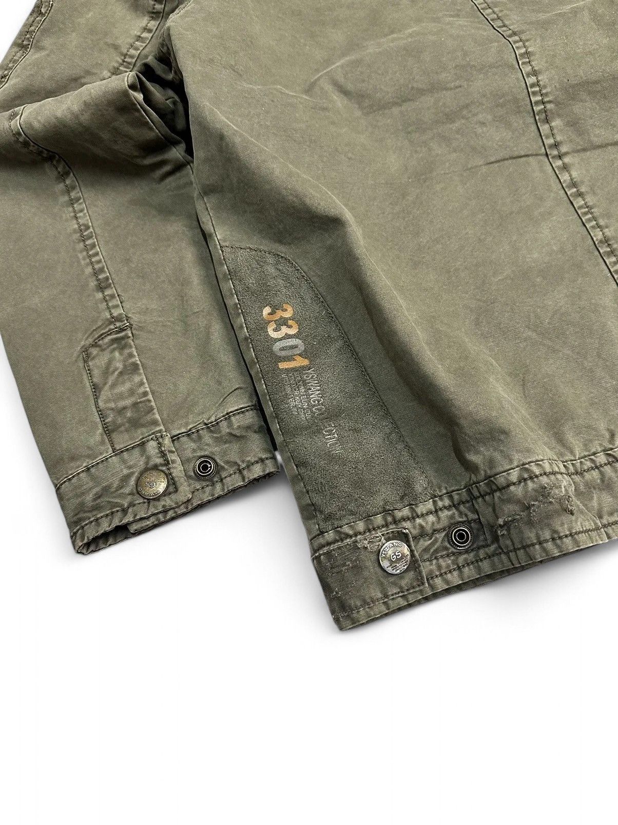 Le Grande Bleu (L.G.B.) Vintage Army Green Fur Hood Jacket Y2K faded Military Style Size US M / EU 48-50 / 2 - 14 Thumbnail
