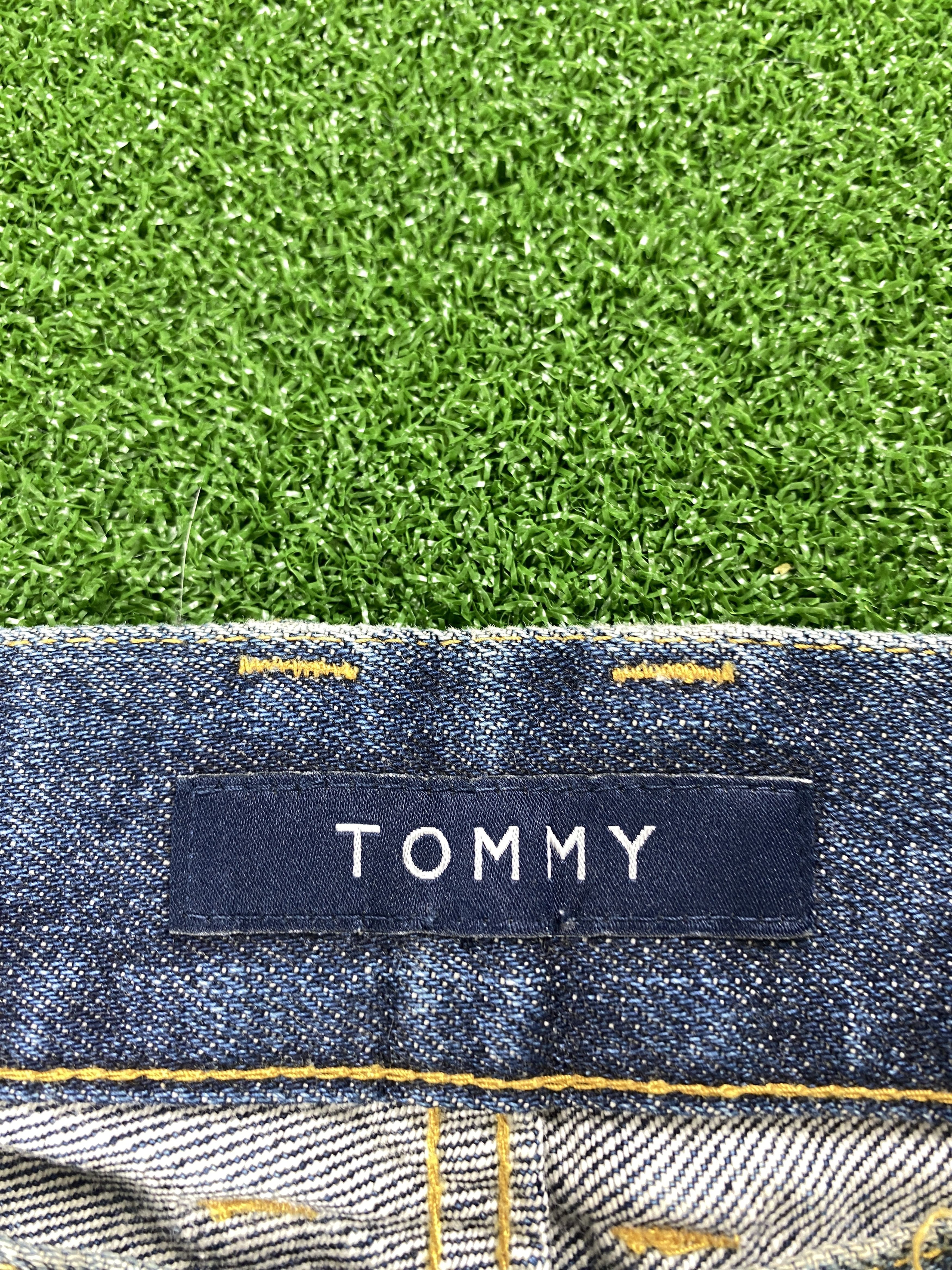 Tommy Hilfiger 💢 Selvedge Vintage Tommy Faded Blue Jeans CP0090 Size US 38 / EU 54 - 12 Thumbnail